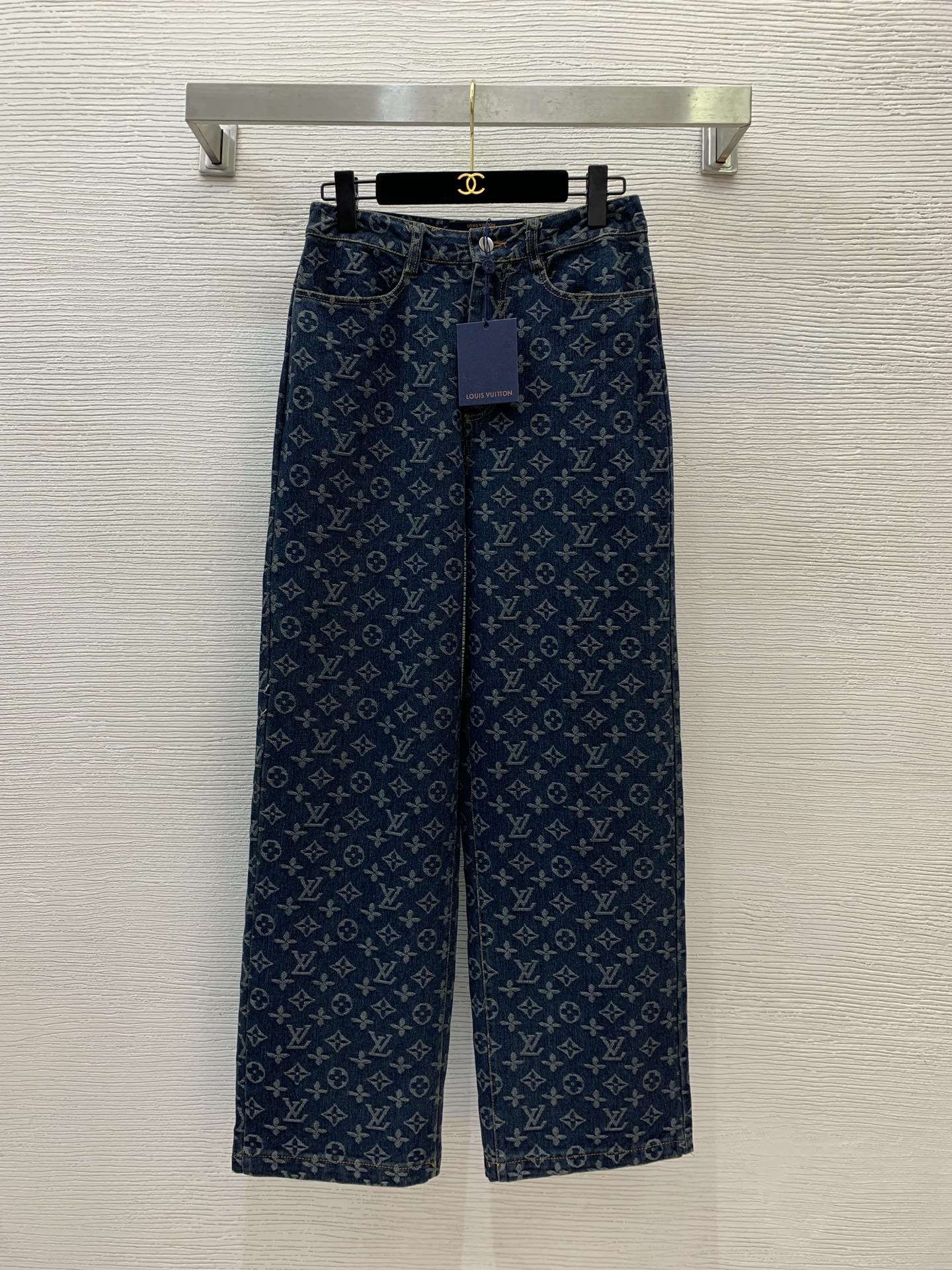 NO:312305,Model number G25022684 LOUIS*Dujia LV new style classic presbyterian letter logo jacquard loose fashionable straight wide-leg jeans and trousers!  (Size S waist 72, hip 94, pants length 104), louis vuitton, louis vuitton, louis vuitton, louis vuitton, louis vuitton, jeans, alexander wang19860909款号G25022684 LOUIS*驴家LV新款 经典老花字母logo提花宽松时尚直筒阔腿牛仔裤长裤！（S码腰围72,臀围94,裤长104）,,louis vuitton,louis vuitton,louis vuitton,louis vuitton,jeans,alexander wang,Women's clothing