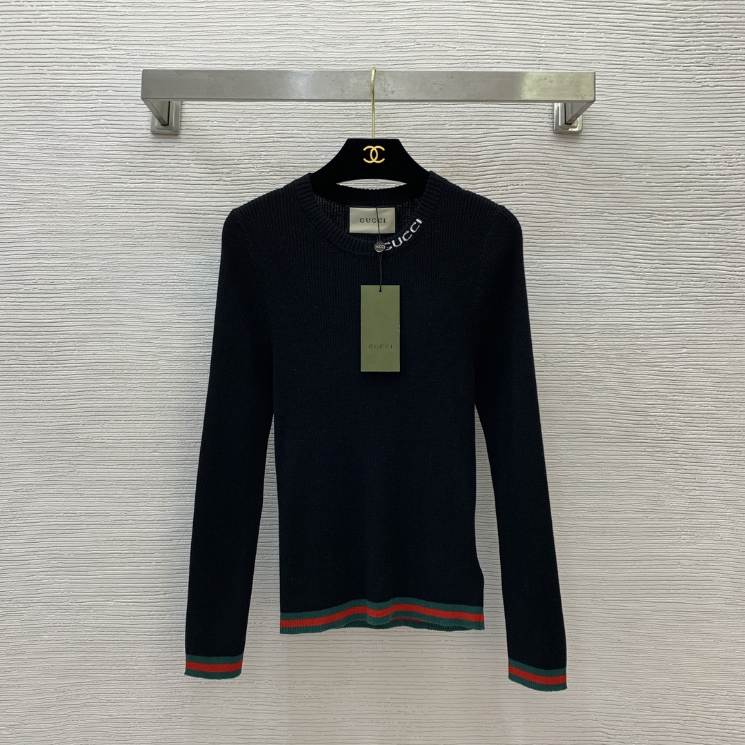 NO:312914,Model number D25022723 GUCC*I new style striped contrasting edge letter logo logo stylish versatile round neck long sleeve sweater base top!  off-white, black, gray, (M size bust 70, sleeve length 62, clothing length 56), gucci, alexander wang19860909款号D25022723 GUCC*I新款 条纹撞色边字母logo标志时尚百搭圆领长袖针织衫打底上衣！米白色,黑色,灰色,（M码胸围70,袖长62,衣长56）,,gucci,alexander wang,Women's clothing