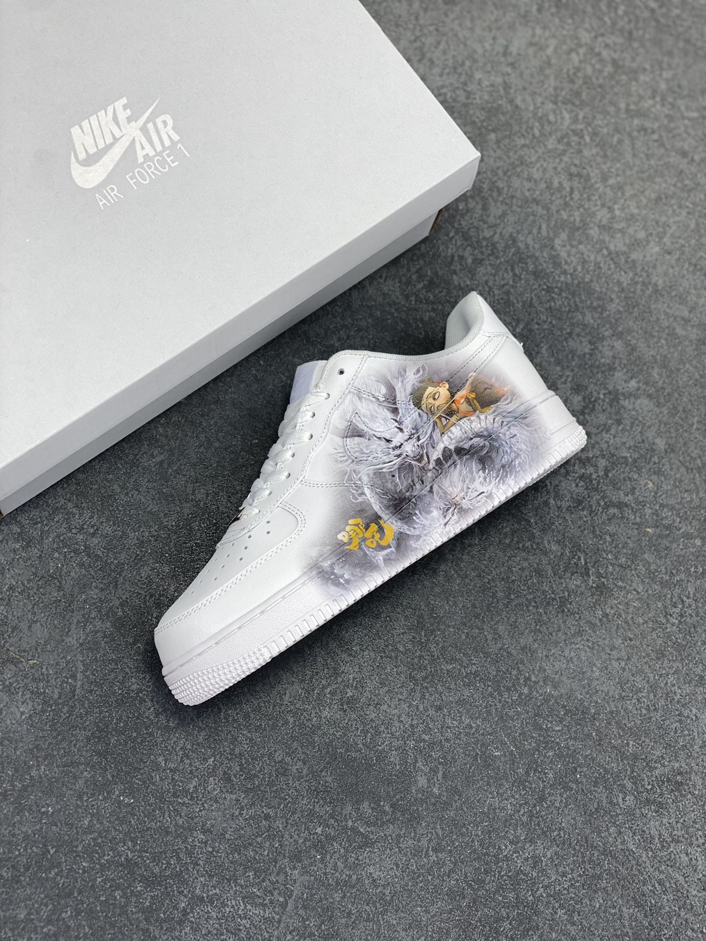 图片[7]-Air Force 1 Low 哪吒手绘涂鸦 原楦头原纸板 打造纯正空军版型 #专注外贸渠道 全掌内置蜂窝气垫 #原盒配件 原厂中底钢印、拉帮完美 货号：CW2288-111 尺码：36 36.5 37.5 38 38.5 39 40 40.5 41 42 42.5 43 44 44.5 45-选品中心