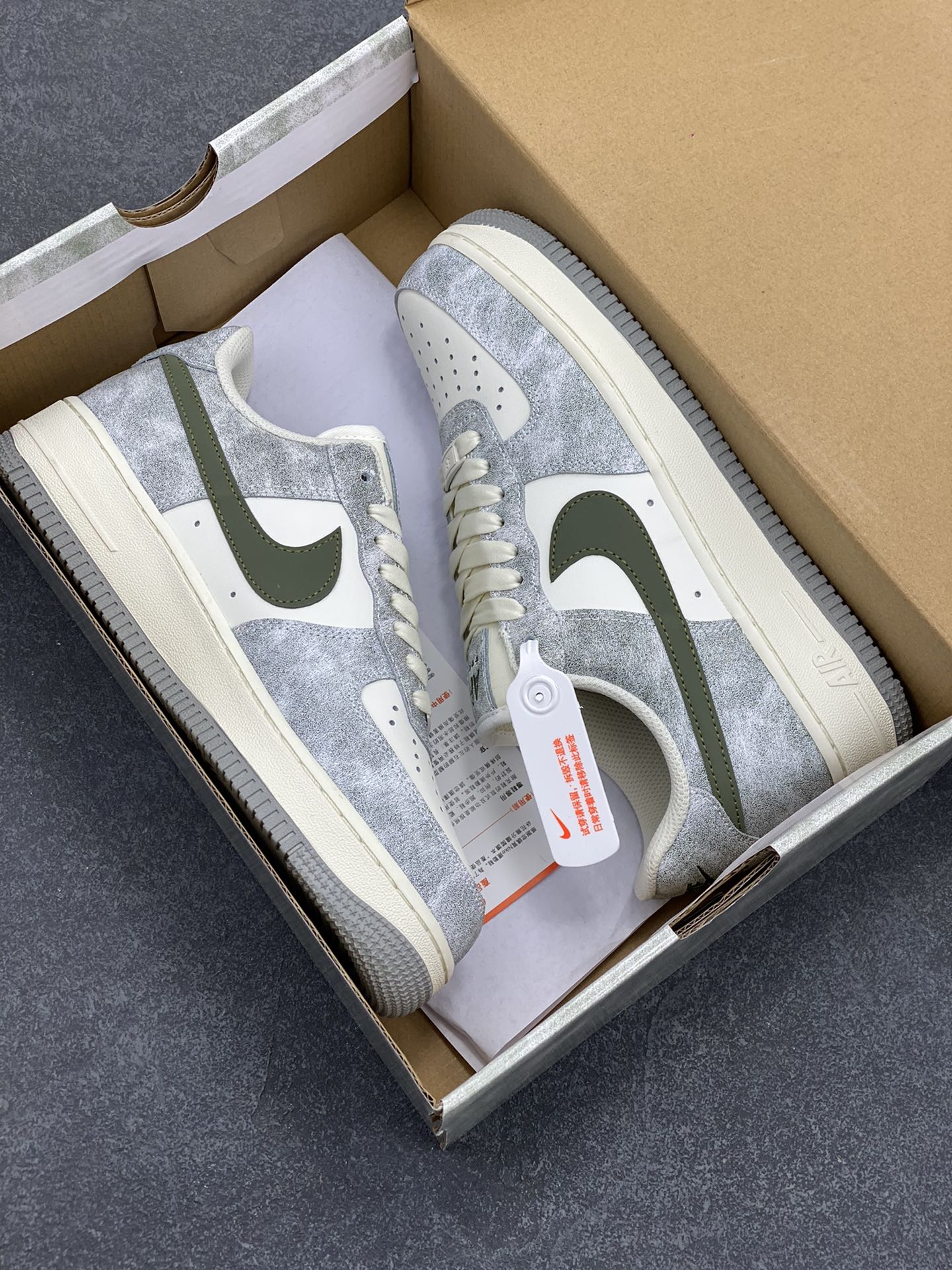 图片[9]-Nike Air Force 1 Low ’07 岩石绿 配色 空军一号低帮休闲板鞋 原厂定制皮料 定制鞋盒 原楦原纸板 纯正版型 正品NFC感应芯片 高清洁度 内置全掌气垫 货号：BL5866-906 尺码：36 36.5 37.5 38 38.5 39 40 40.5 41 42 42.5 43 44 44.5 45-选品中心