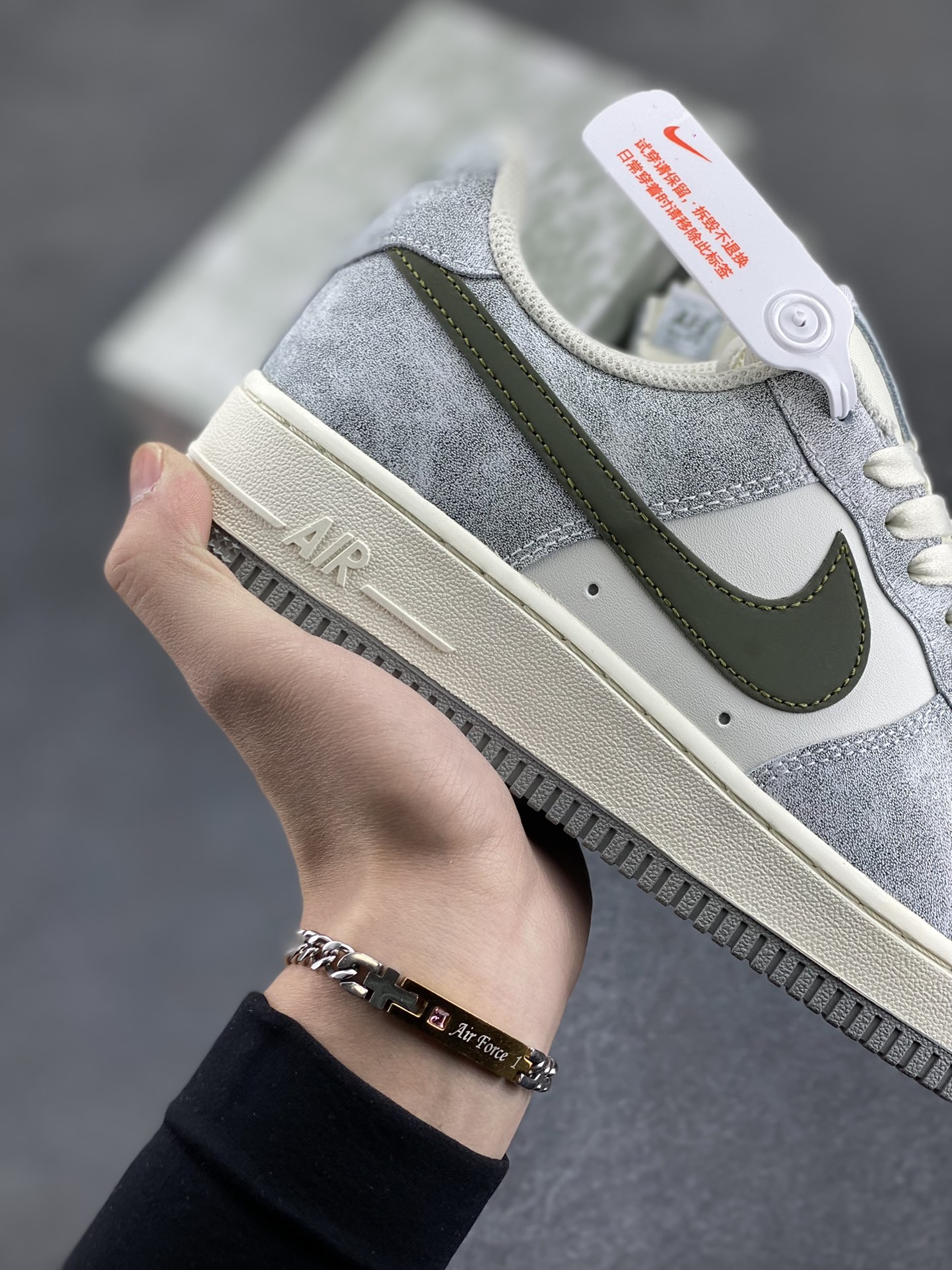 图片[6]-Nike Air Force 1 Low ’07 岩石绿 配色 空军一号低帮休闲板鞋 原厂定制皮料 定制鞋盒 原楦原纸板 纯正版型 正品NFC感应芯片 高清洁度 内置全掌气垫 货号：BL5866-906 尺码：36 36.5 37.5 38 38.5 39 40 40.5 41 42 42.5 43 44 44.5 45-选品中心