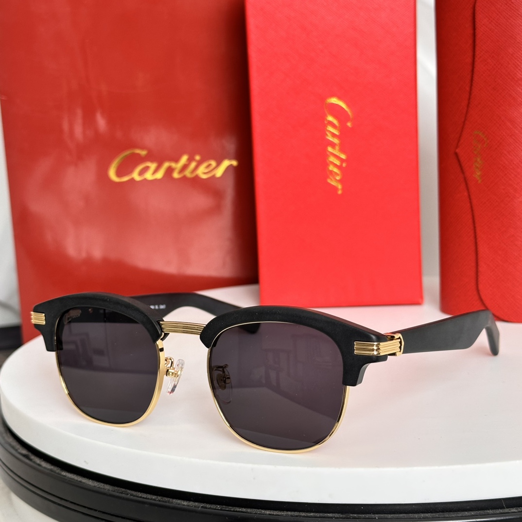  ‼️PREMIÈRE DE CARTIE*经典复古太阳眼镜，醋酸纤维和抛光镀金饰面金属，标志性定制铰链