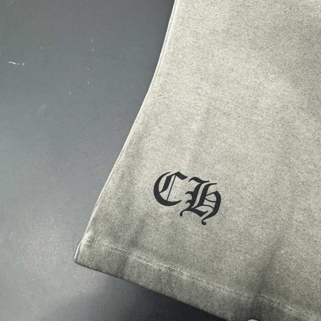  🆕克罗心✝️｜新款洗水小版上衣，面料95%棉，5%氨纶，柔软透气上身舒适，修身显瘦，胸前经典印花log