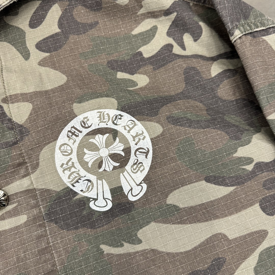  🆕克罗心✝️｜新款迷彩洗水风衣，百分百棉💯超级重工，坯布迷彩印花，洗水吊磨风衣，五金厚实有质感，宽松版