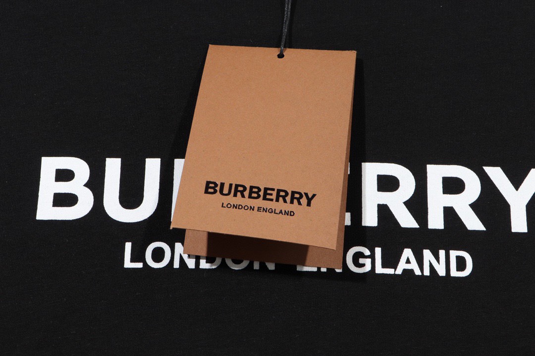 巴宝莉/Burberry 夏季新款高端品质 伦敦限定经典字母印花圆领短袖T恤