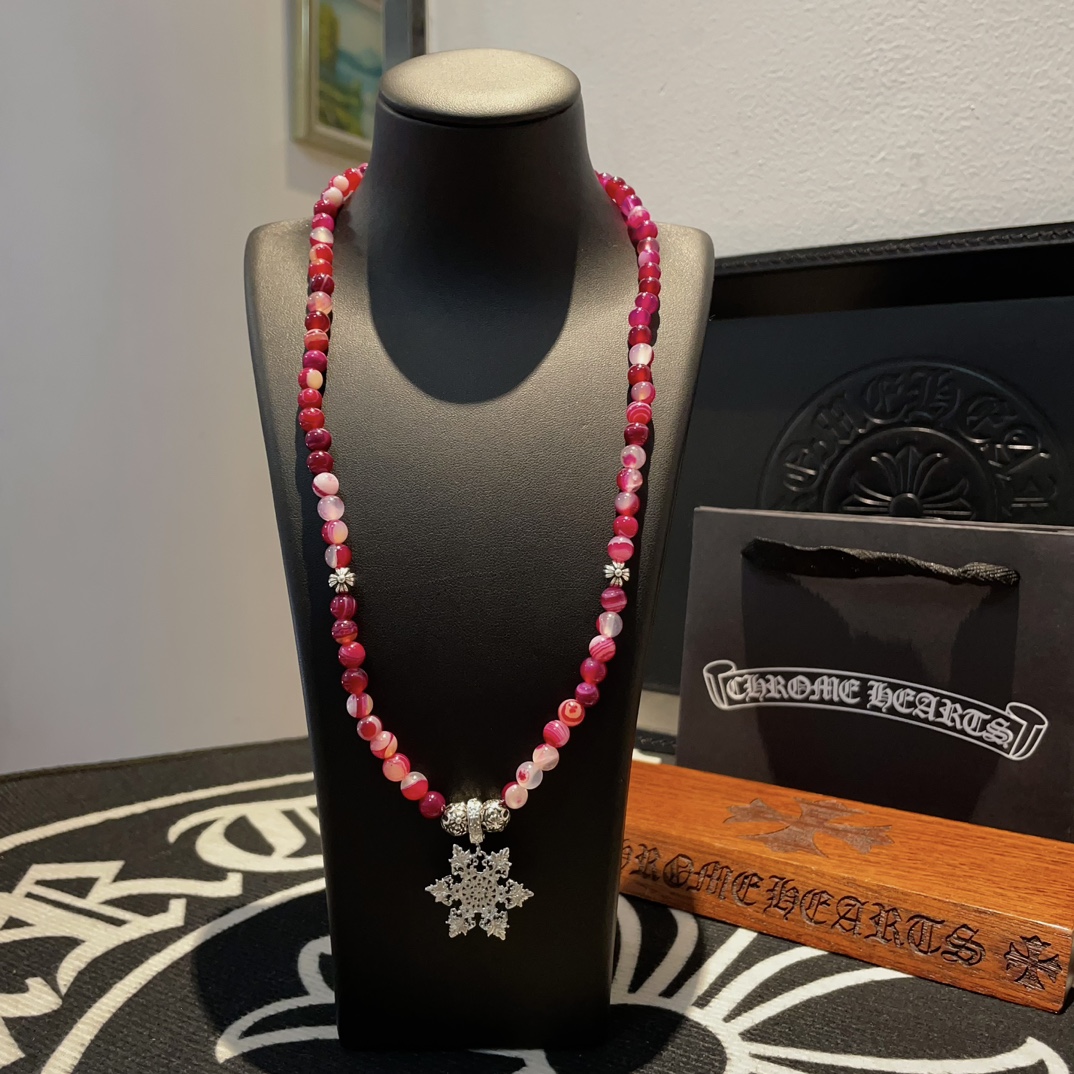 NO:105733,Croxin's new beaded necklace, classic and versatile, you can also wear it on your hands for a few more circles, one thing for two purposes, rock punk style silver retro elements trendy and versatile, jewelry boutique, chrome hearts, necklace19860909克罗心新款串珠项链,经典百搭,也可以多绕几圈戴在手上,一物两用,摇滚朋克泰银风格 复古元素 潮流百搭,饰品精品,chrome hearts,necklace,Jewelry