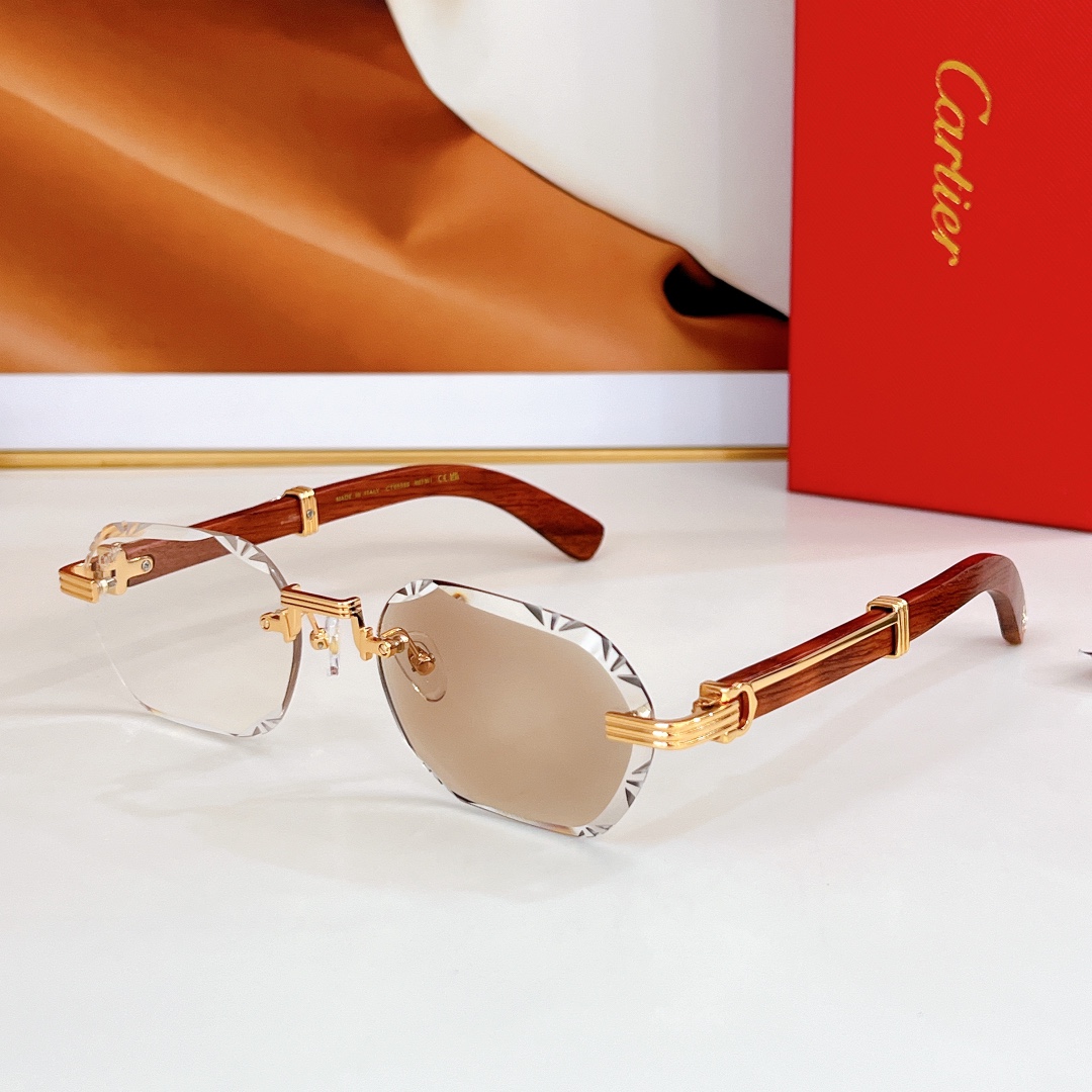 Cartier
MODEL：CT0533S
SIZE58口20-145
🔝🔝 变色➕30