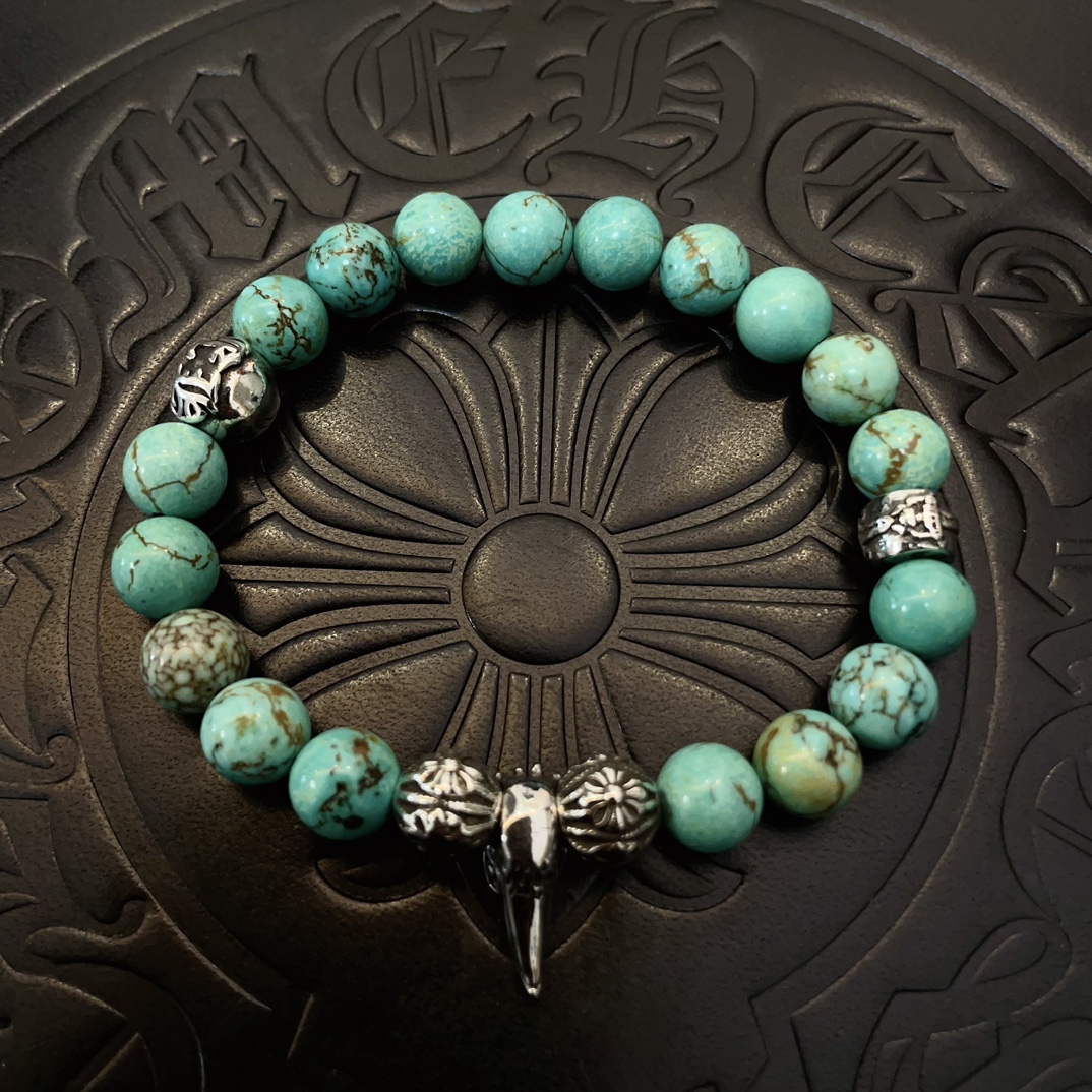 NO:115676,New [Counter Quality] Chrome Hearts Croxin Classic retro multi-element turquoise bracelet, bracelet, different pattern design styles with concave and convex shapes, presenting uniqueness. Cross Scout flowers are Croxin's ambitions, so they last longer. Genuine version of Chrome Hearts Croxin, differentiating the market ordinary light version, matching the quality, looking at the details of the letter printing, retro old gray oxygen level. Seiko version!  !  !  Pure handmade ~ Authentic model opening must-have fashion and fashion, both men and women can wear it, same style for couples, original official website, rock punk style silver style, retro elements, trendy and versatile!  , jewelry boutique, chrome hearts, chrome hearts, bracelet19860909新款【专柜品质】Chrome Hearts克罗心 经典复古多元素松石手链 手串,凹凸造型不同的花纹设计风格 呈现出与众不同 十字架 童军花是克罗心的志 所以更经久不衰 正品打版Chrome Hearts克罗心 区别市场普通轻版 对版对标品质 看字印细节 复古做旧灰氧程度.精工版本！！！ 纯手工打造 ～正品开模潮流时尚必备 男女均可佩戴 情侣同款 官网原版 摇滚朋克泰银风格 复古元素 潮流百搭！,饰品精品,chrome hearts,chrome hearts,bracelet,Jewelry