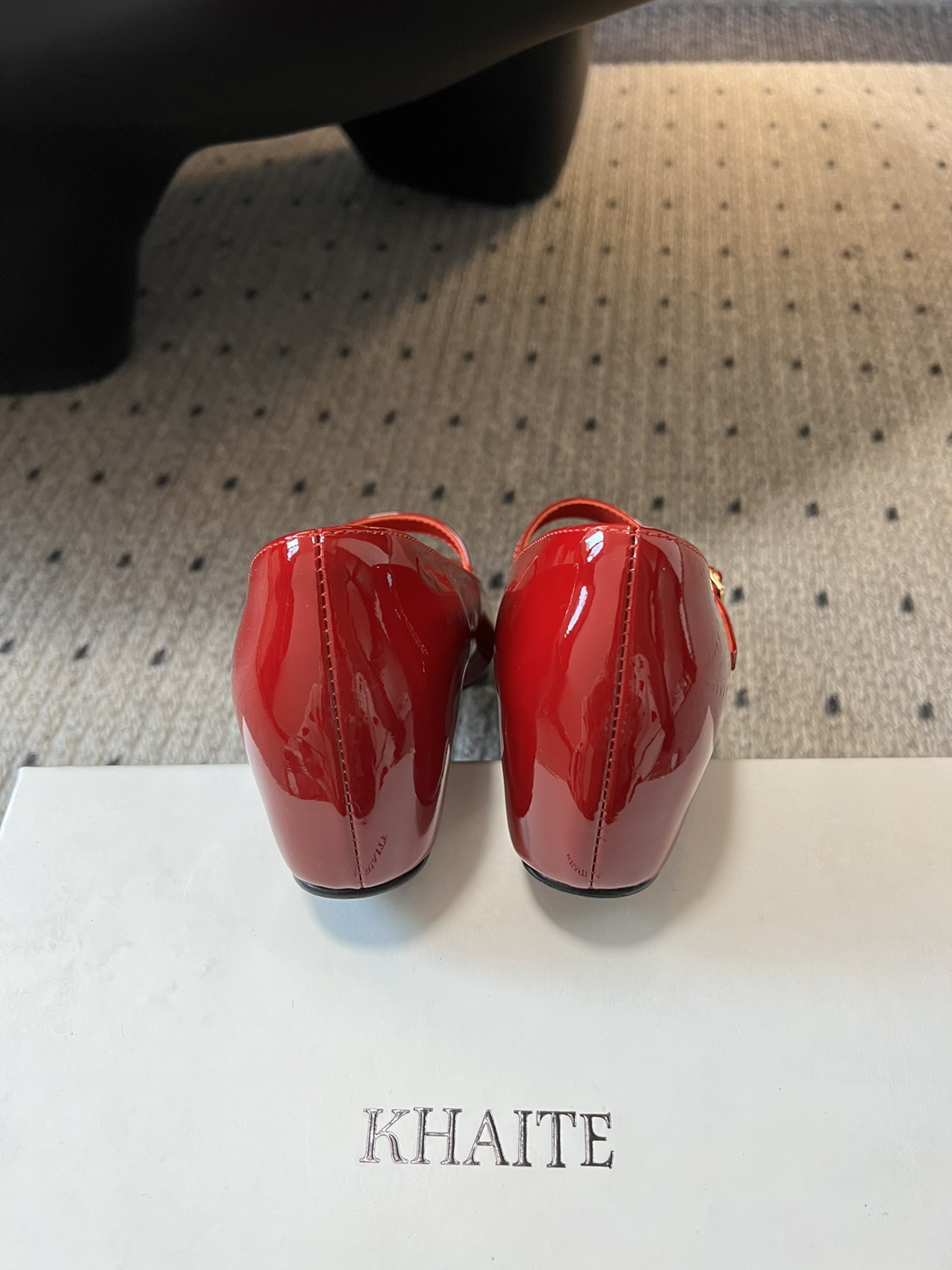 725 Khait* Shoes: Cool Modden Design with Imported Materials and Unique Charms - 图片 8