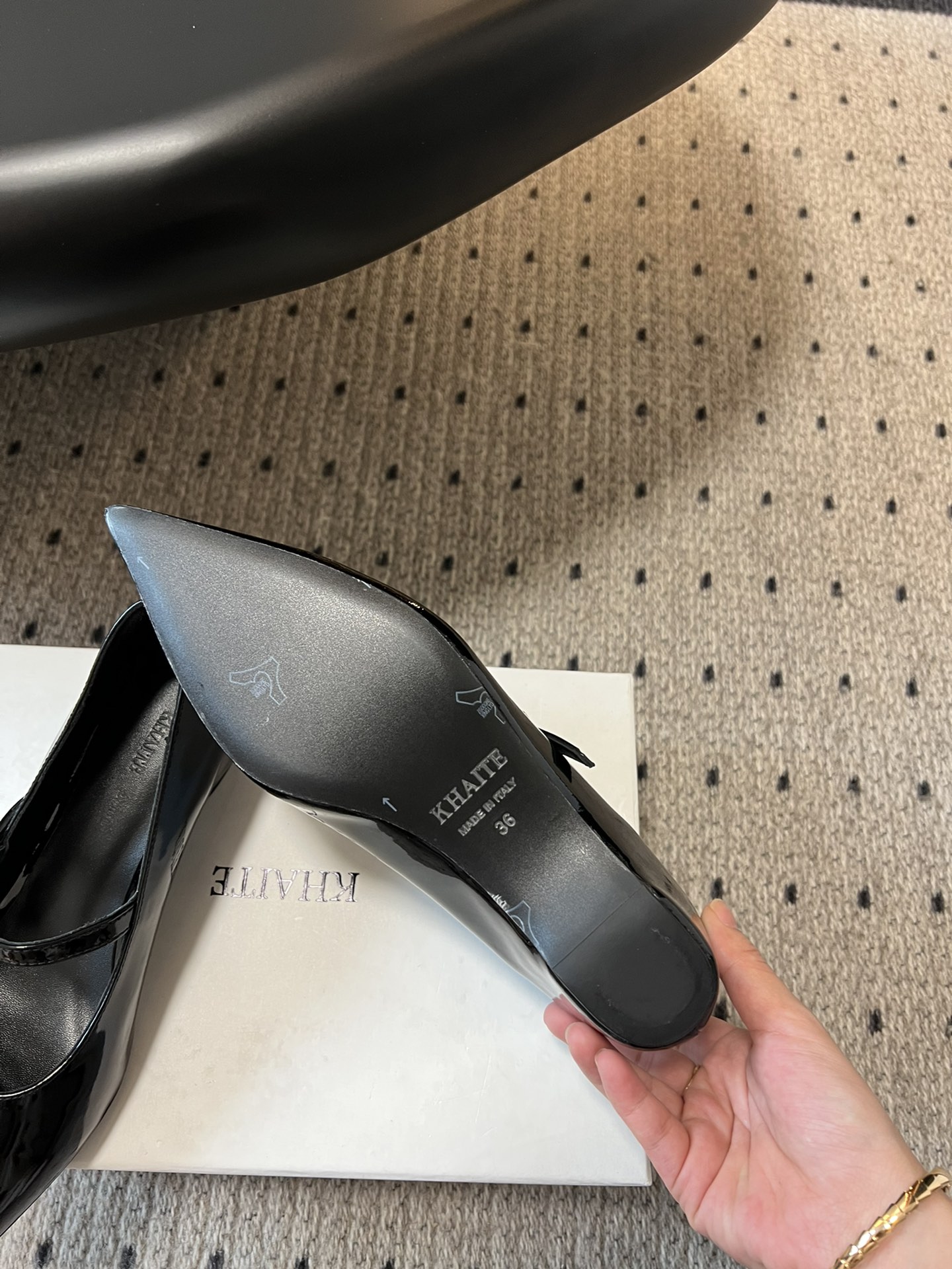 725 Khait Shoes: Stylish, Comfortable, and High Quality with Unique Charms - 图片 6