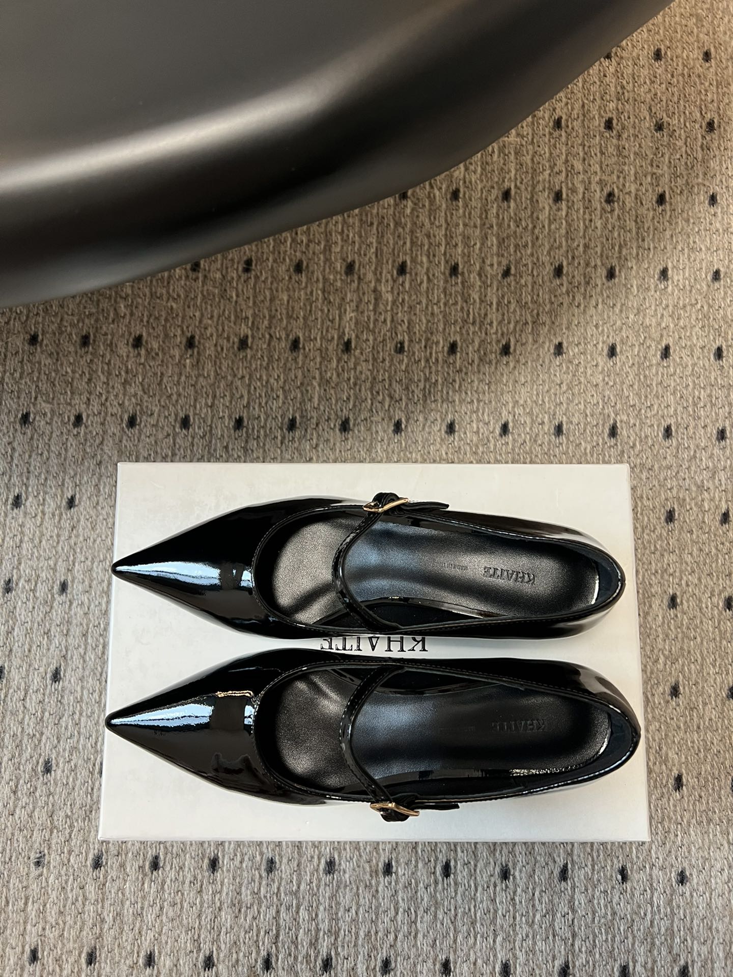 725 Khait Shoes: Stylish, Comfortable, and High Quality with Unique Charms - 图片 2