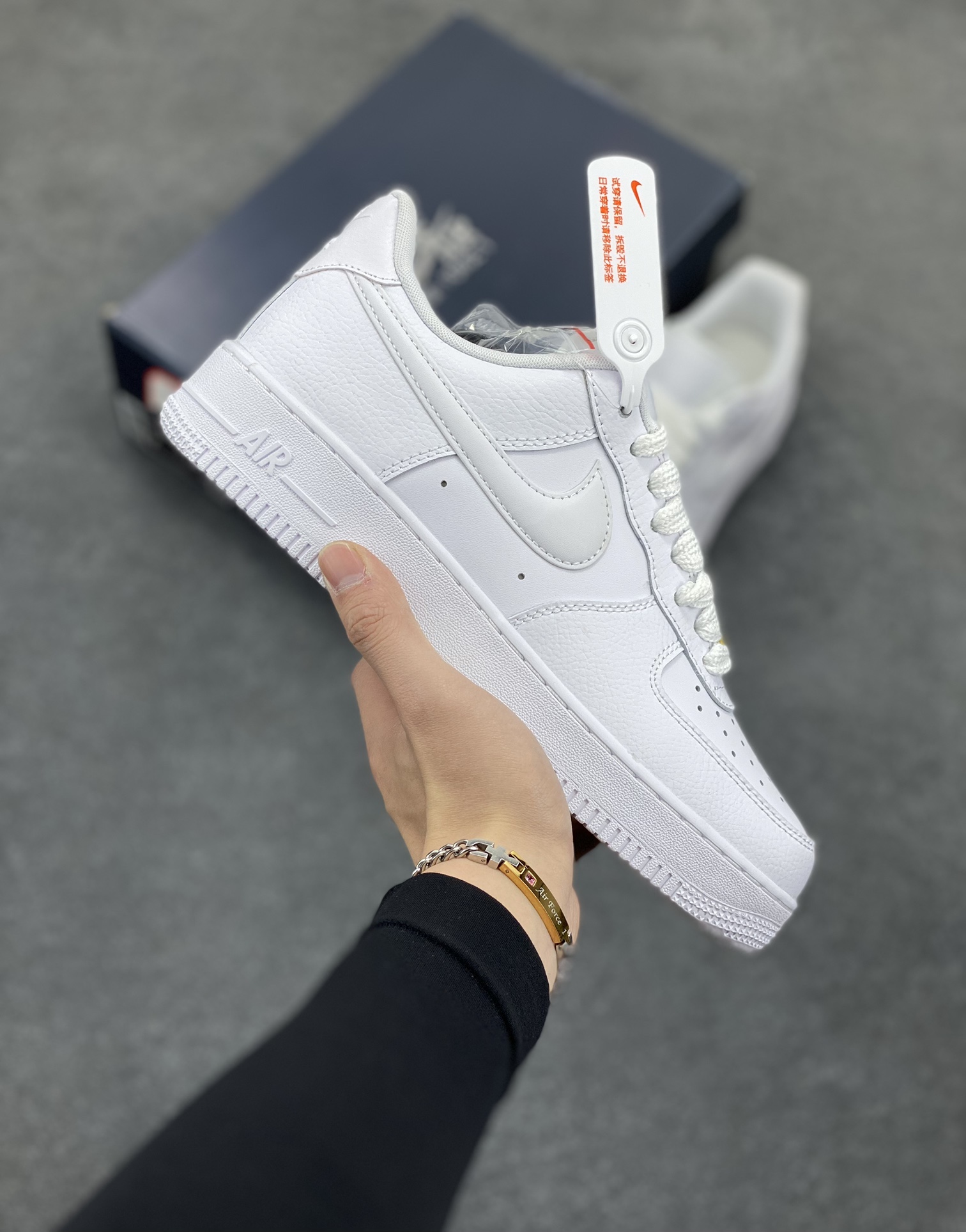 Nk Air Force 1\'07 Low 白荔枝纹 空军一号低帮休闲板鞋 原楦头原纸板 打造纯正空军版型#专注外贸渠道 全掌内置蜂窝气垫 #原盒配件 原厂中底钢印、拉帮完美 货号：HF2014-100 尺码：35.5 36 36.5 37.5 38 38.5 39 40 40.5 41 42 42.5 43 44 44.5 45-选品中心