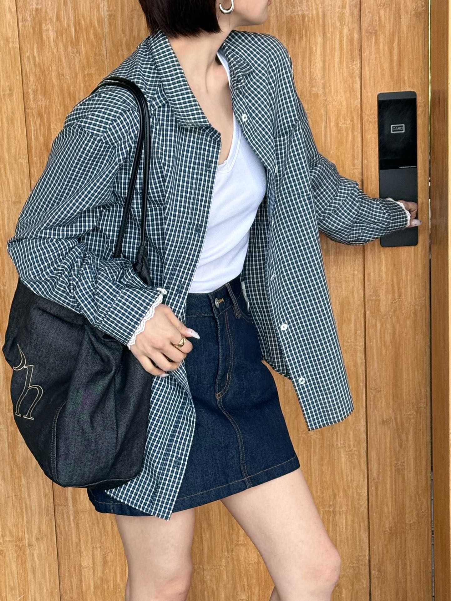 NO:312853,A wave of nine consecutive pictures, a super beautiful lace shirt!  !  Can't help posting a set of pictures, Shirts,alexander wang19860909九连图来一波 超好看的蕾丝衬衫 ！！ 忍不住多发一组图,,shirts,alexander wang,Women's clothing