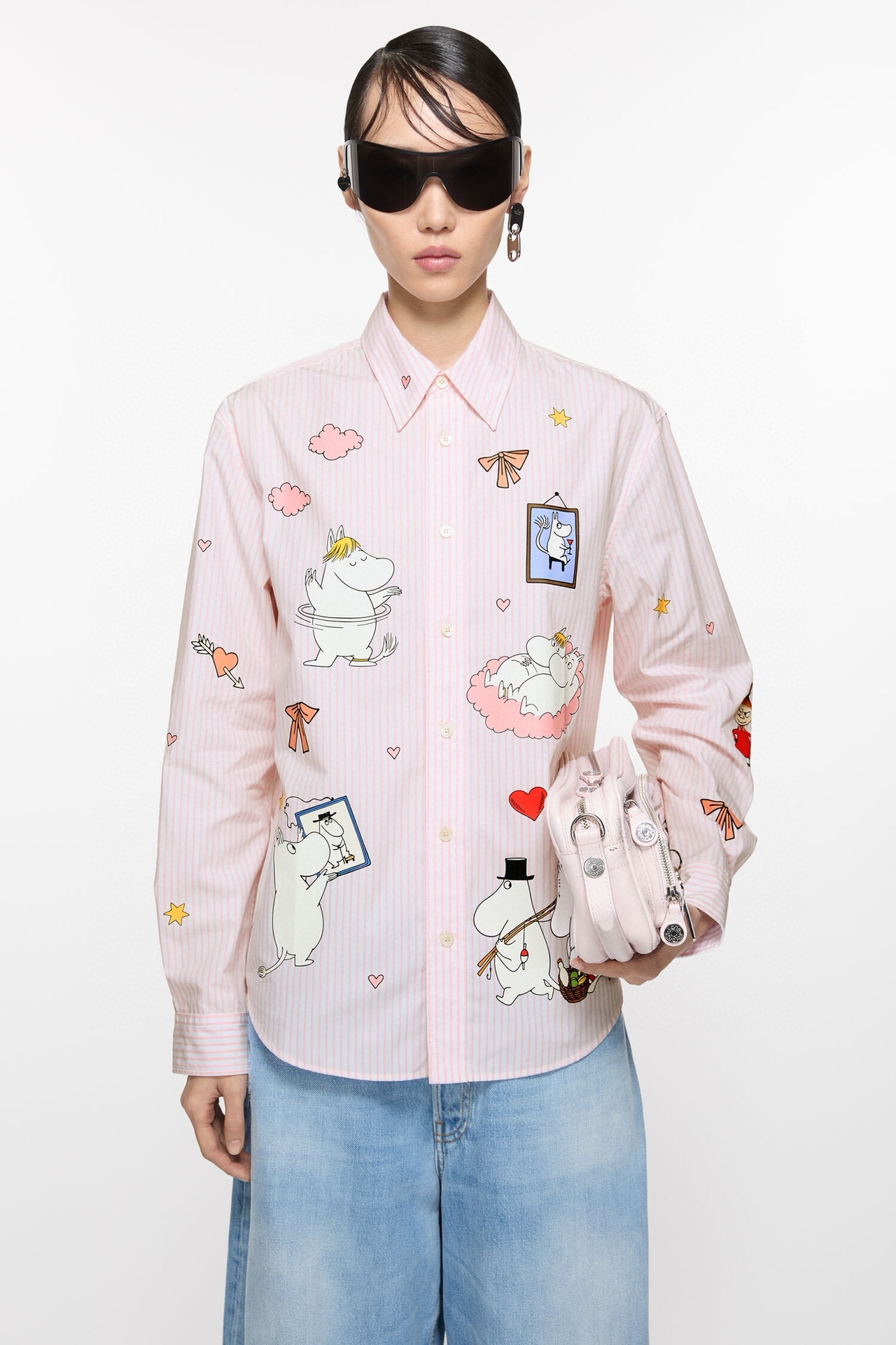 NO:312298,Model number D25022656 Acne* new style custom fun cartoon pictures printed buttoned lapel loose fashionable long-sleeved striped shirt!  Pink, blue, (M size bust 114, sleeve length 65, clothing length 75/77) hair 130, acne studios, alexander wang19860909款号D25022656 Acne*新款 定制趣味卡通图片印花系扣翻领宽松时尚长袖条纹衬衣！粉色、蓝色、（M码胸围114,袖长65,衣长75/77）发130,,acne studios,alexander wang,Women's clothing