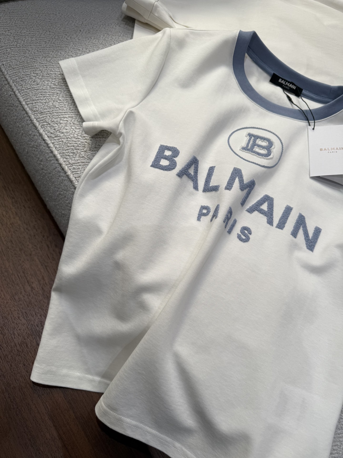 Balman Embroidery T-shirt: Quality Cotton, Fashionable Design, Comfortable Fit - 图片 4