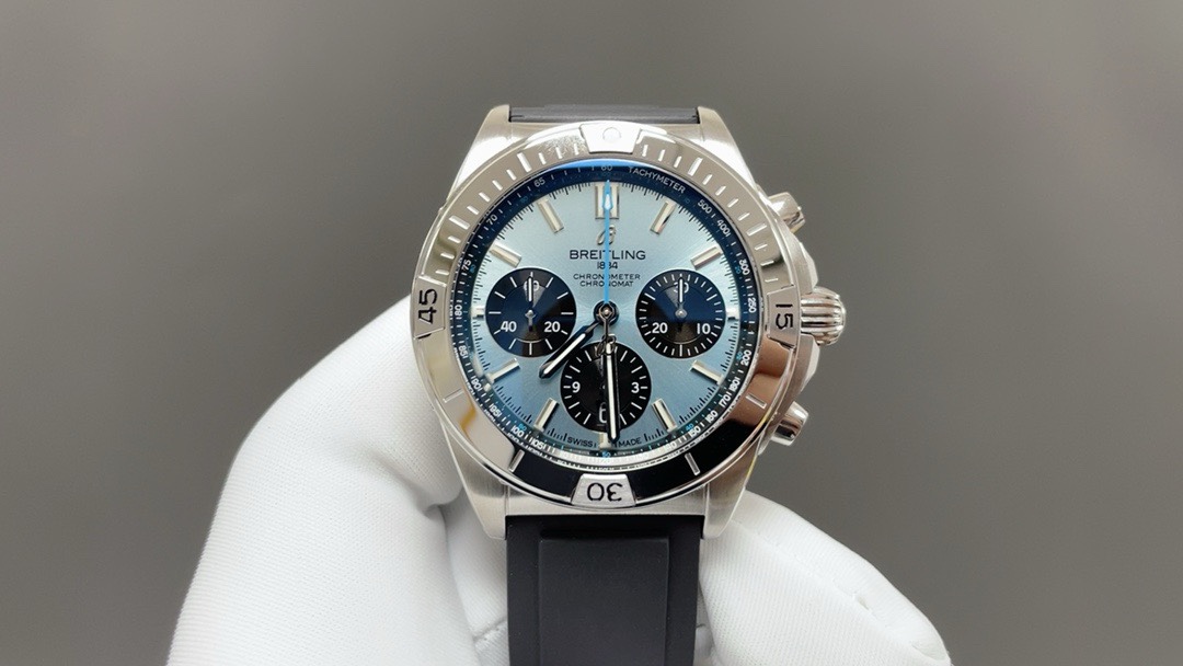 NO:392716,Recommended today Breitling Bullet White Shell Blue Surface 44mm B01 Timer Top Quality Shipping Real Shot, Breitling19860909今日推荐百年灵 子弹头 白壳蓝面 44mm B01计时机 顶级品质 出货实拍,,breitling,Watch