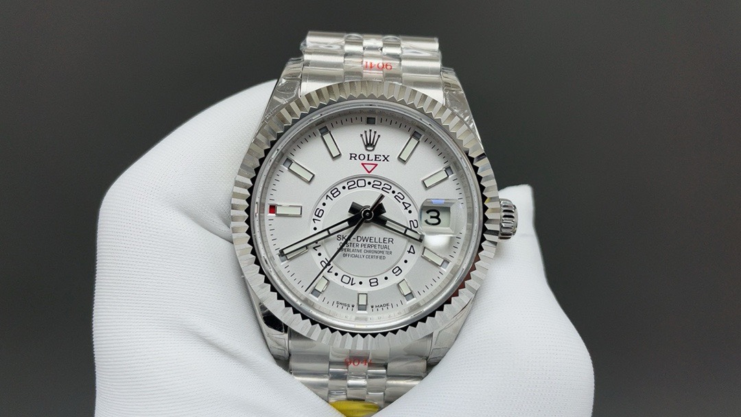 Rolex 今日推荐 天行者(纵航者) 白壳白面 42mm 9002机