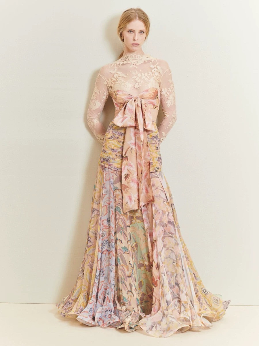 NO:312306,Model number D25022689 ZIMMERMA*N ZIMMERMA Australian brand Temperament celebrity ruffled spliced ​​skirt with high waist pleated hip long skirt!  Apricot, black, (M size waist 64, hip 88, skirt length 103) skirt, skirt, skirts, alexander wang19860909款号D25022689 ZIMMERMA*N兹默曼澳洲品牌 气质名媛荷叶边拼接大裙摆高腰压褶包臀长款半身裙！杏色、黑色、（M码腰围64,臀围88,裙长103）半裙,,skirts,alexander wang,Women's clothing