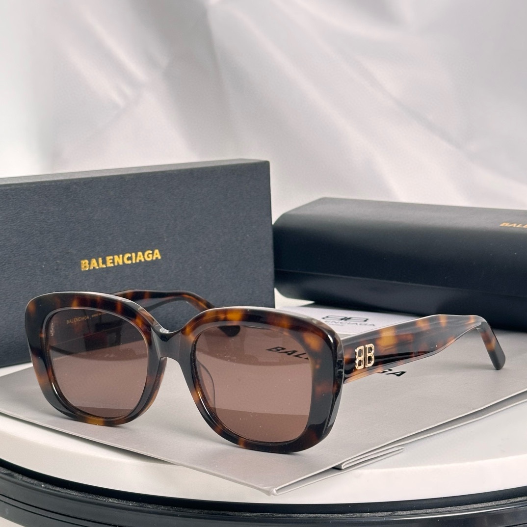  ‼️BALENCIAG*巴黎*世家⚜️⚜️⚜️MODEL：BB0295SK⚜️⚜️⚜️SIZE：50口