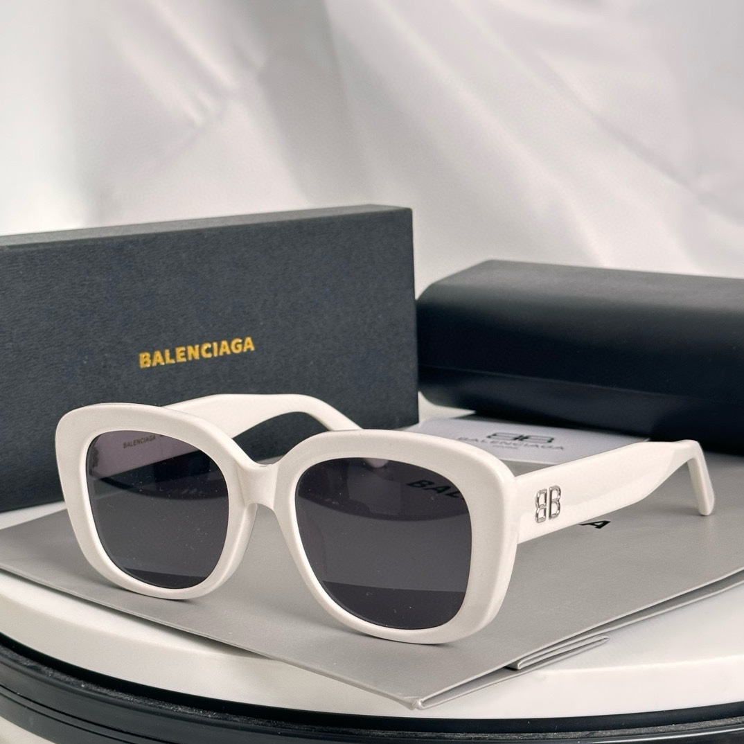  ‼️BALENCIAG*巴黎*世家⚜️⚜️⚜️MODEL：BB0295SK⚜️⚜️⚜️SIZE：50口
