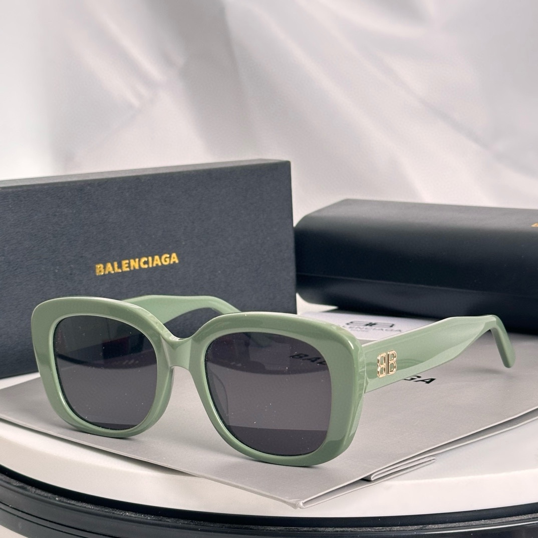  ‼️BALENCIAG*巴黎*世家⚜️⚜️⚜️MODEL：BB0295SK⚜️⚜️⚜️SIZE：50口