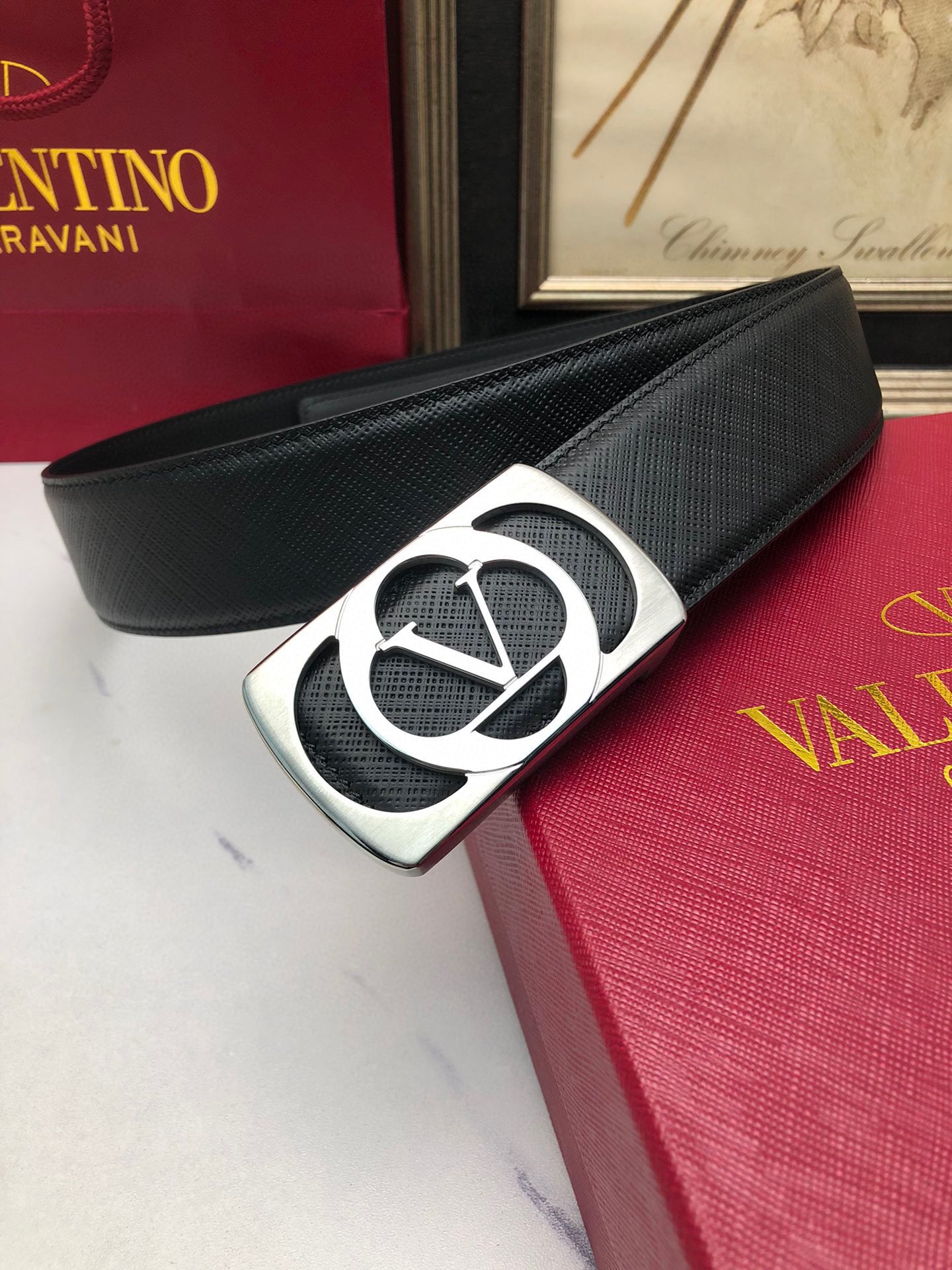 [Valentino Belts]Valentino: Original original first layer calfskin cross patte