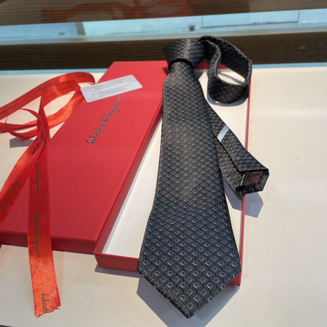 Custom 156 TT Silk Packaging: High-Quality, 100% Silk, Top-Slash Design - 图片 6