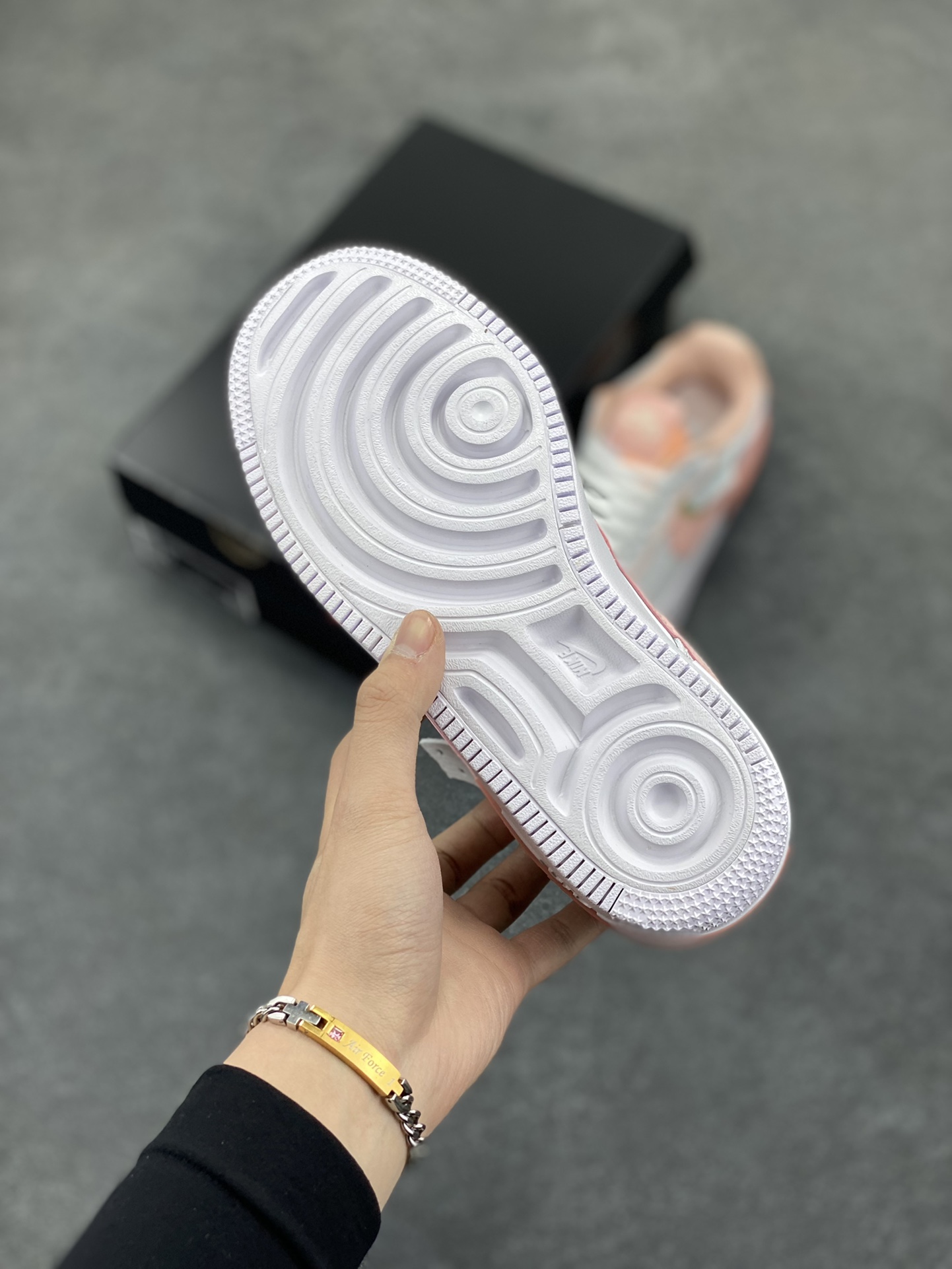 图片[5]-NK Air Force 1 Shadow 轻量增高低帮百搭板鞋\”拼接马卡龙\” 全新少女系解构主义设计双层轻量EVA发泡中底+防滑RB橡胶外圈底鞋底 原楦头原纸板 打造纯正空军版型 专注外贸渠道 全掌内置蜂窝气垫 原盒配件 原厂中底钢印、拉帮完美 货号：CJ1641-101 尺码：35.5 36 36.5 37.5 38 38.5 39 40-选品中心