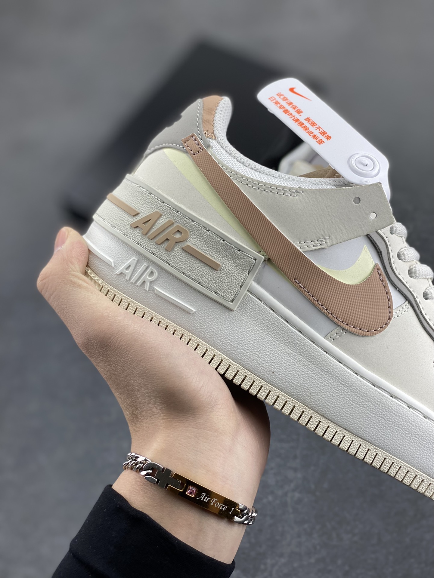 图片[6]-NK Air Force 1 Shadow 轻量增高低帮百搭板鞋\”拼接马卡龙\” 全新少女系解构主义设计双层轻量EVA发泡中底+防滑RB橡胶外圈底鞋底 原楦头原纸板 打造纯正空军版型 专注外贸渠道 全掌内置蜂窝气垫 原盒配件 原厂中底钢印、拉帮完美 货号：CI0919-116 尺码：35.5 36 36.5 37.5 38 38.5 39 40-选品中心