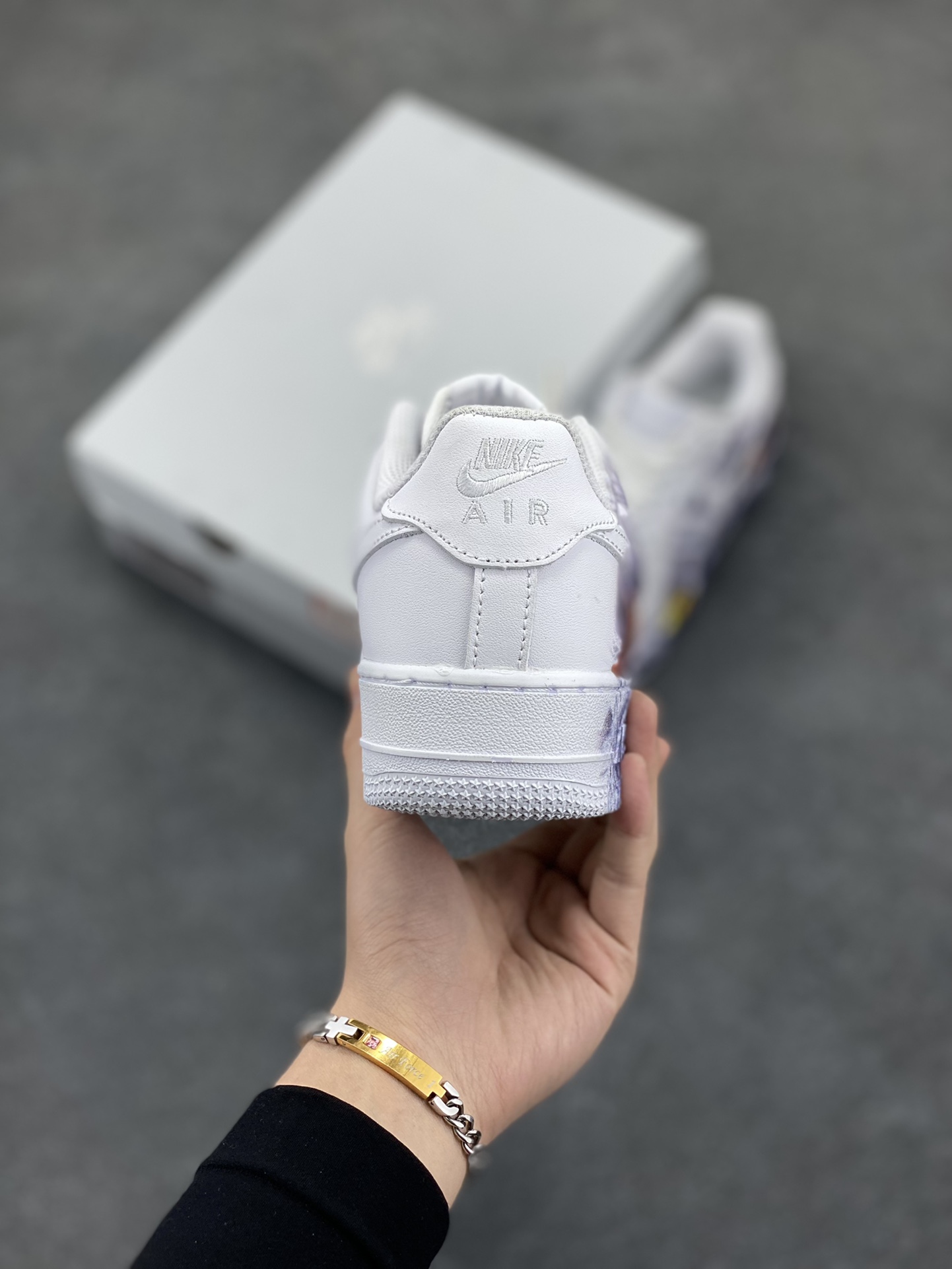 图片[4]-Air Force 1 Low 哪吒手绘涂鸦 原楦头原纸板 打造纯正空军版型 #专注外贸渠道 全掌内置蜂窝气垫 #原盒配件 原厂中底钢印、拉帮完美 货号：CW2288-111 尺码：36 36.5 37.5 38 38.5 39 40 40.5 41 42 42.5 43 44 44.5 45-选品中心