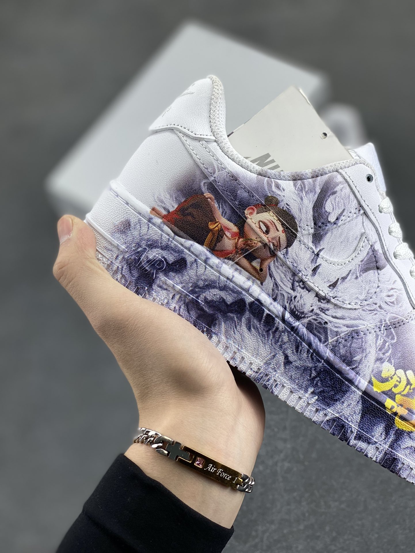 图片[6]-Air Force 1 Low 哪吒手绘涂鸦 原楦头原纸板 打造纯正空军版型 #专注外贸渠道 全掌内置蜂窝气垫 #原盒配件 原厂中底钢印、拉帮完美 货号：CW2288-111 尺码：36 36.5 37.5 38 38.5 39 40 40.5 41 42 42.5 43 44 44.5 45-选品中心