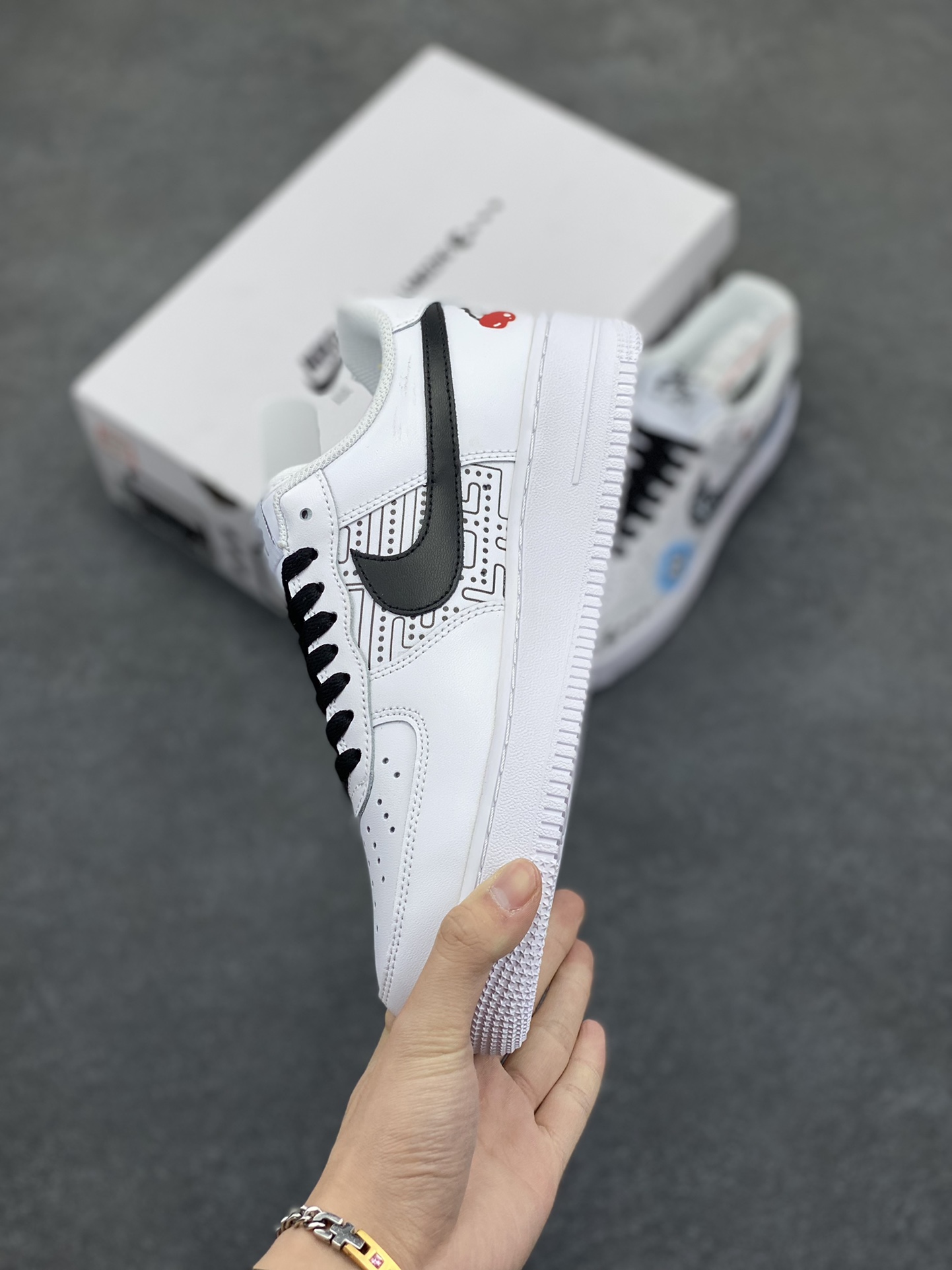 图片[3]-PS5电玩主题Nike Air Force 1 Low’07 吃豆人 空军一号低帮休闲板鞋 定制皮料 原楦原纸板 纯正空军版型 内置全掌气垫 货号：CW2288-228 尺码：36 36.5 37.5 38 38.5 39 40 40.5 41 42 42.5 43 44 44.5 45-选品中心
