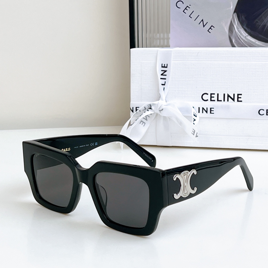  CELIN* 凯旋门
MOD：CL40499
SIZE：52-21-145
无敌遮脸的酷酷iii咯🕶️