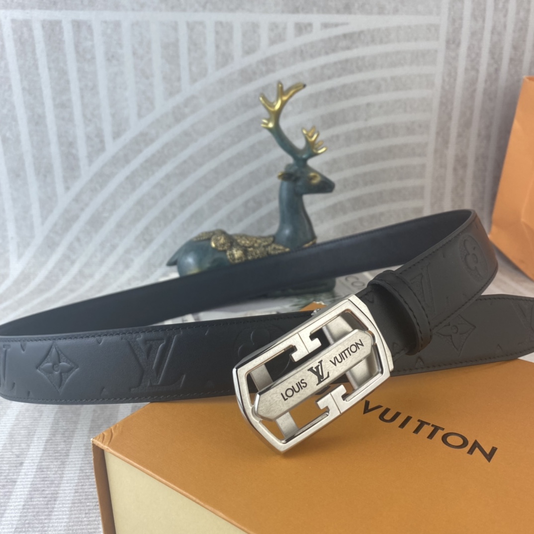LV💕 特种皮腰带自动带系列 ，原厂五金精品不锈钢扣，手感柔软舒适 宽3.5CM。