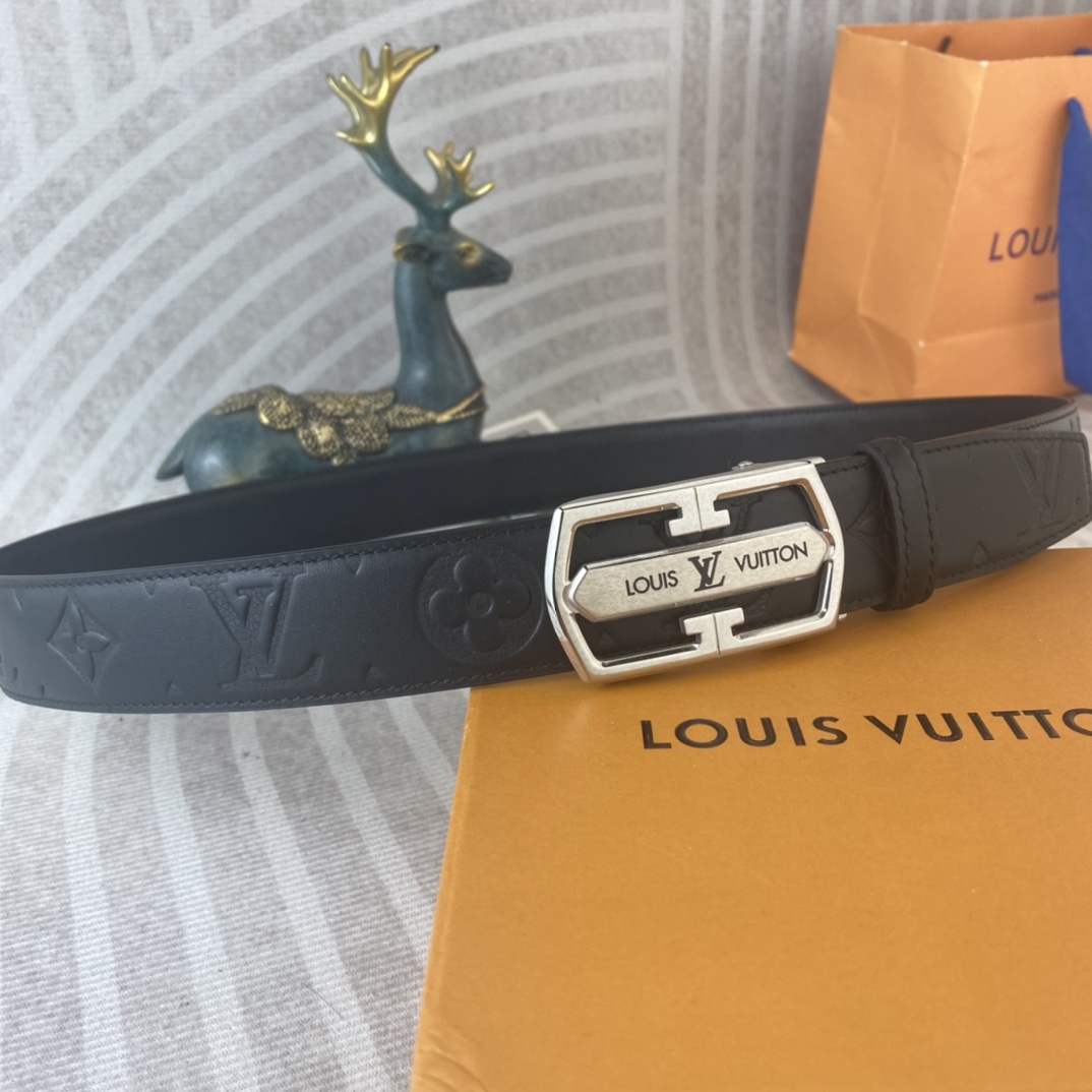 LV💕 特种皮腰带自动带系列 ，原厂五金精品不锈钢扣，手感柔软舒适 宽3.5CM。