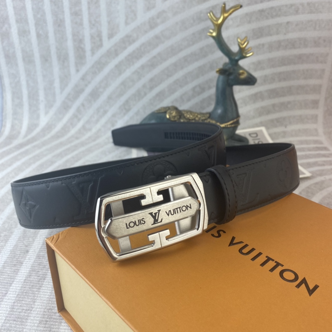 LV💕 特种皮腰带自动带系列 ，原厂五金精品不锈钢扣，手感柔软舒适 宽3.5CM。