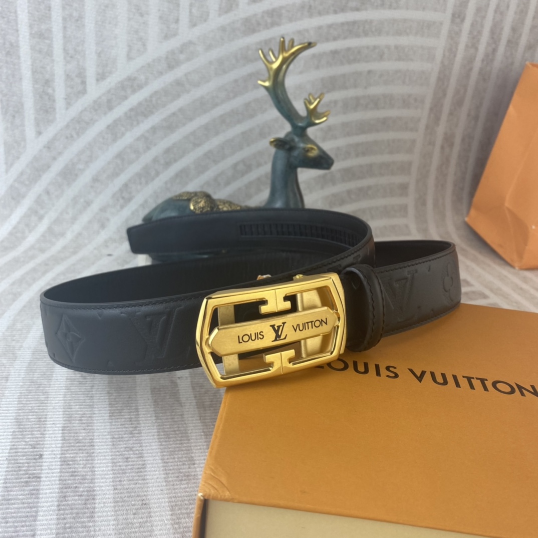 LV💕 特种皮腰带自动带系列 ，原厂五金精品不锈钢扣，手感柔软舒适 宽3.5CM。