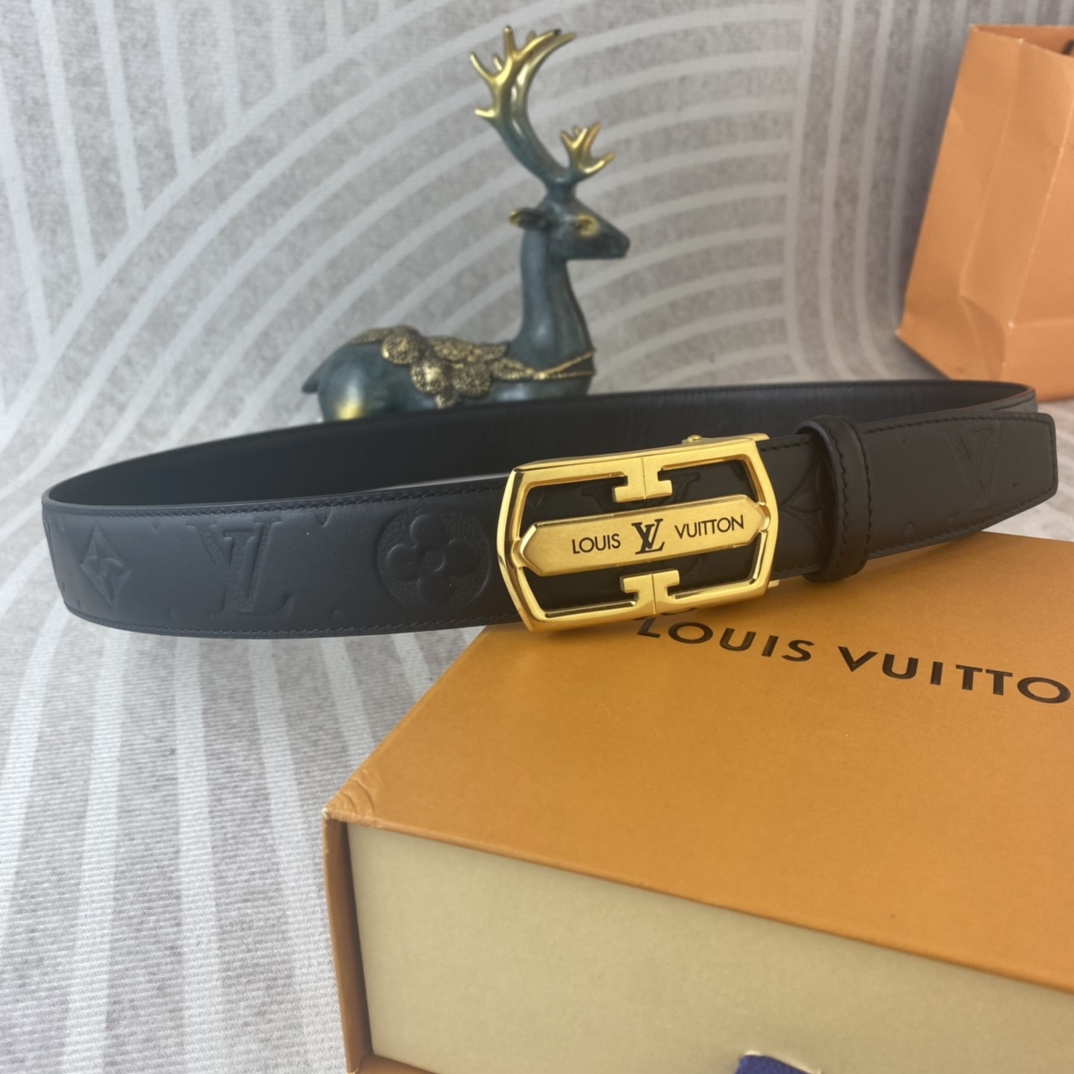 LV💕 特种皮腰带自动带系列 ，原厂五金精品不锈钢扣，手感柔软舒适 宽3.5CM。
