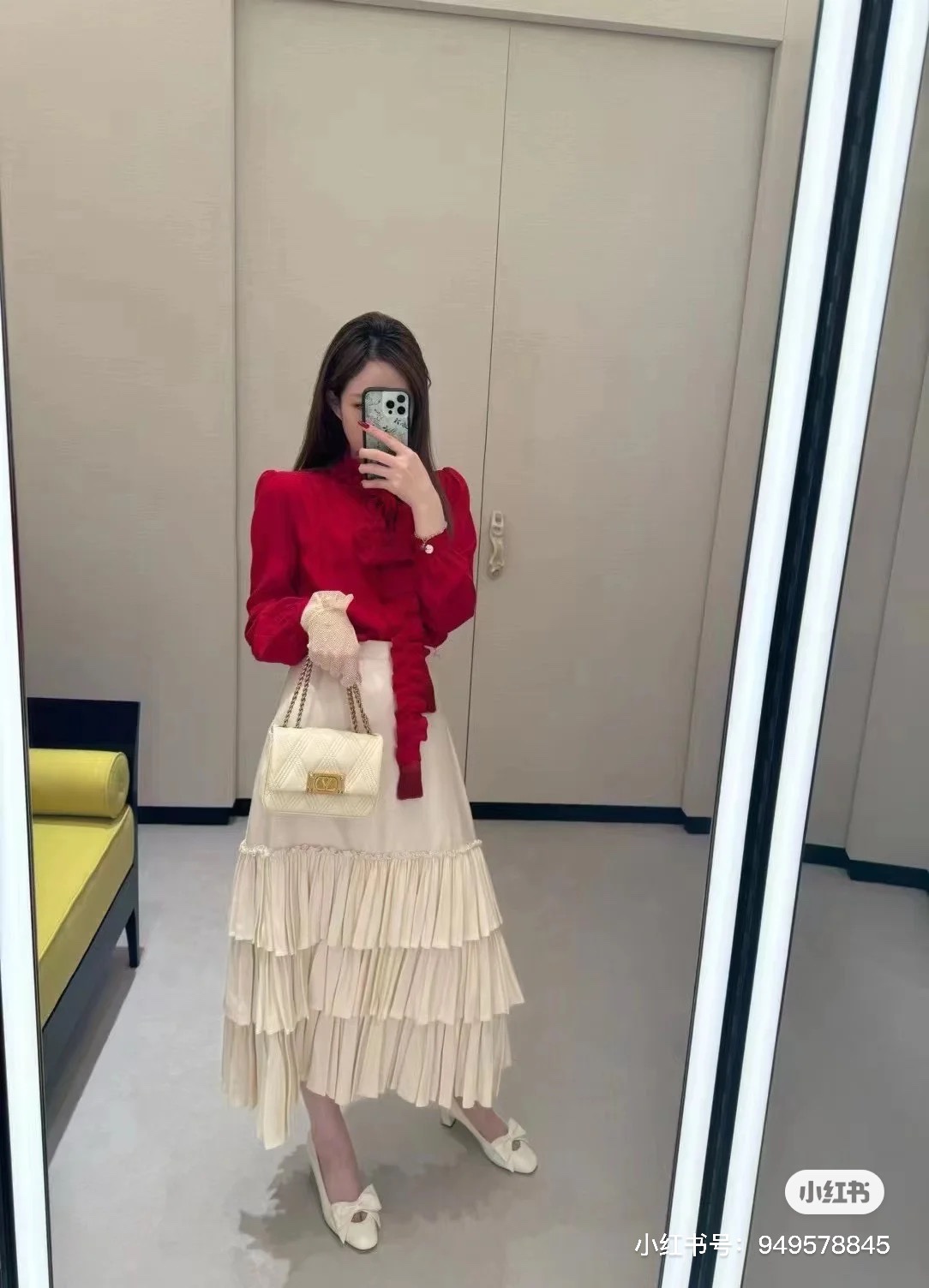 NO:312897,Model number G25022724 VALENTI*O Warren Home New Classic V-shaped Metal Accessories Decorate Ruffled Layered Splicing Fashionable versatile cake skirt!  Apricot, black, (M size waist 72, skirt length 85) hair, valentino, valentino, skirt, alexander wang19860909款号G25022724 VALENTI*O华伦家新款经典V字金属配件装饰荷叶边层层拼接时尚百搭蛋糕半身裙！杏色、黑色、（M码腰围72,裙长85）发,,valentino,valentino,skirts,alexander wang,Women's clothing