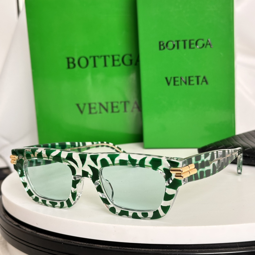  ‼️•𝐁𝐯 BV1321S
BOTTEGA VENETA
Mitre系列
这款Bottega Vene