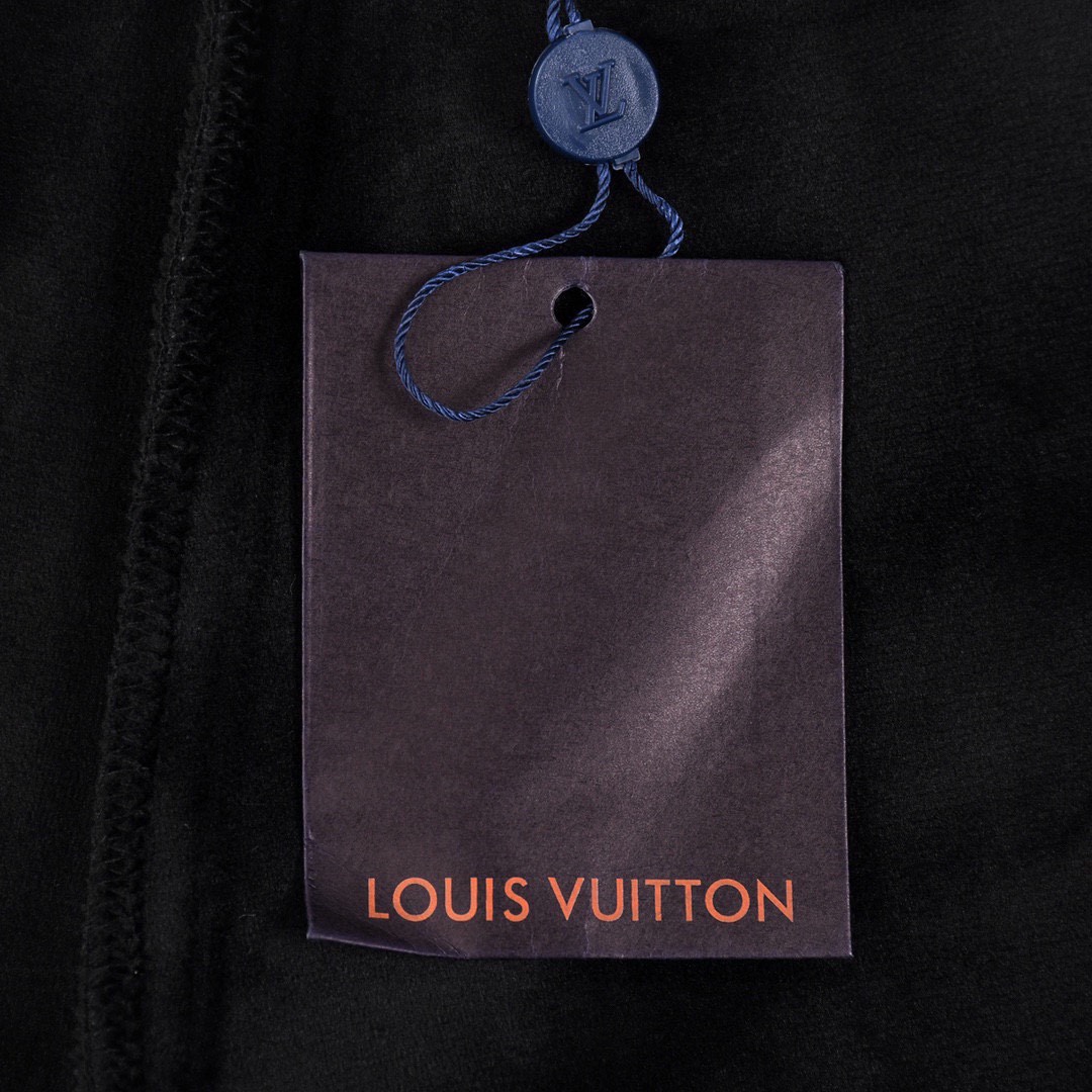 路易威登/Louis Vuitton 秋冬新品 经典字母刺绣加绒长裤