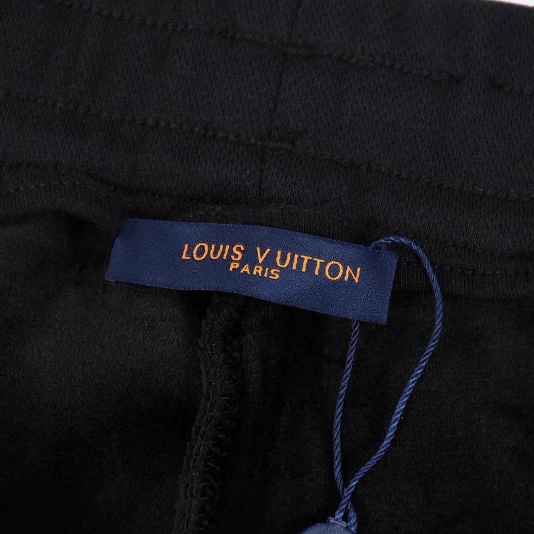 路易威登/Louis Vuitton 秋冬新品 经典字母刺绣加绒长裤