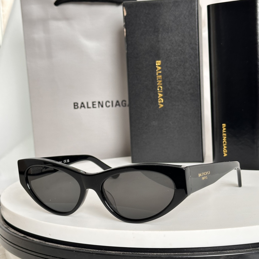  ‼️BALENCIAG*巴黎*世家⚜️⚜️⚜️MODEL：BB0367S ⚜️⚜️⚜️SIZE：57口