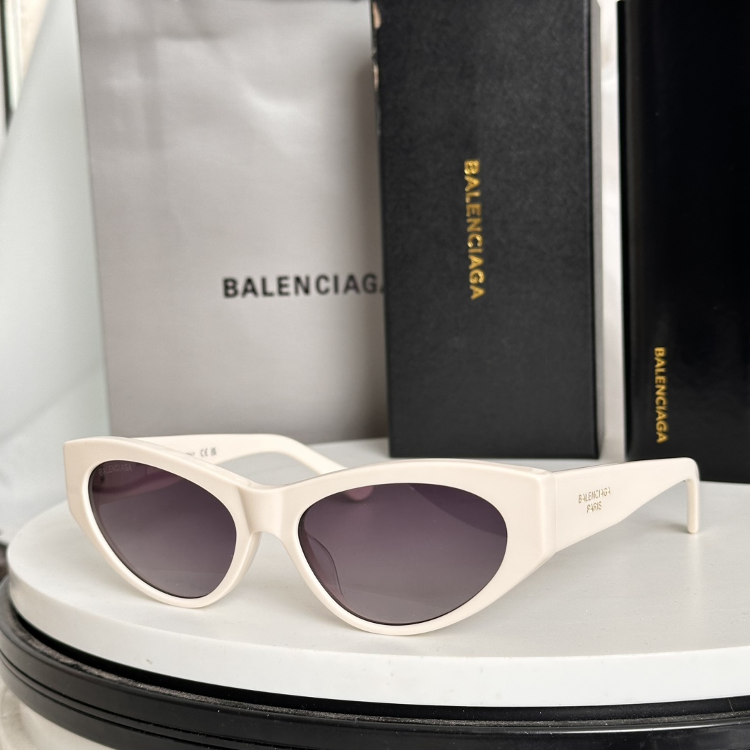  ‼️BALENCIAG*巴黎*世家⚜️⚜️⚜️MODEL：BB0367S ⚜️⚜️⚜️SIZE：57口