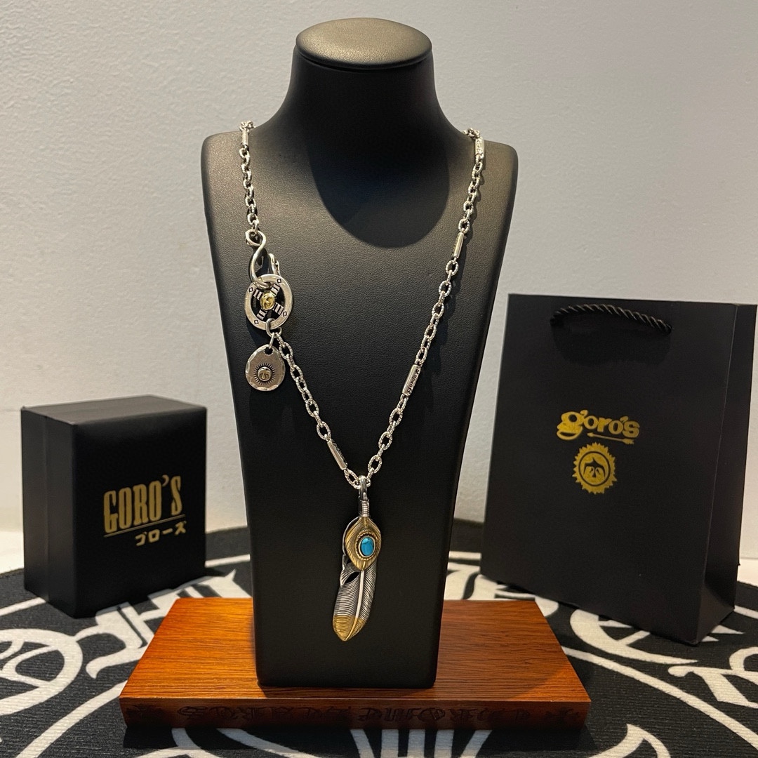 NO:105966,[New Products are on the Shelves] Goro Takahashi Goro's golden feather pinain feather pendant, Takahashi classic bamboo necklace, top version, recognized exclusive shot, focusing on the high-end market, Kuaishou/ins/Xiaohongshu popular models, absolutely different from ordinary versions!  The details of the picture product are consistent with ZP!  Original production process, precision quality, purely handmade, authentic model opening, fashion essentials, both men and women can wear, same couple style, rock punk silver style, retro elements, trendy and versatile, same style on the official website, fine jewelry, necklace19860909【新品上架】Goro’s高桥吾郎点金羽松石羽毛吊坠,高桥经典竹节项链,顶级版本,认准独家拍摄,主攻高端市场 ,快手/ins/小红书热门款,绝对区别普通版本！图片产品细节与ZP一致！原版制作工艺 精工品质 纯手工打造 ～正品开模潮流时尚必备 男女均可佩戴 情侣款同款 摇滚朋克泰银风格 复古元素 潮流百搭 官网同款,饰品精品,necklace,Jewelry