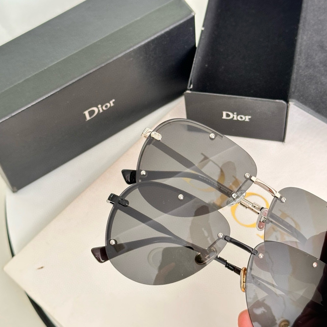 - 细节图 DIORA1U
