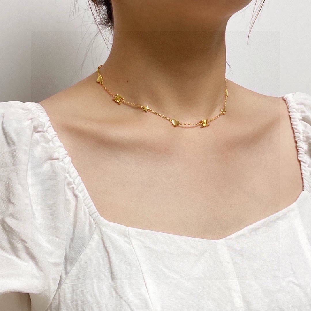 NO:111858,Celine Arc de Triomphe necklace love five-pointed star pattern, brass material engraved hollow pattern!  Super Chic feel, simple and versatile, literary and personalized, bringing you a fashionable experience. Recommended for cracked walls!  , jewelry boutique, celine, celine, necklace19860909Celine赛琳凯旋门项链爱心五角星图案,黄铜材质雕刻镂空图案！超炸Chic感 ,简洁百搭、文艺个性,带给你时髦体验 墙裂推荐！,饰品精品,celine,celine,necklace,Jewelry
