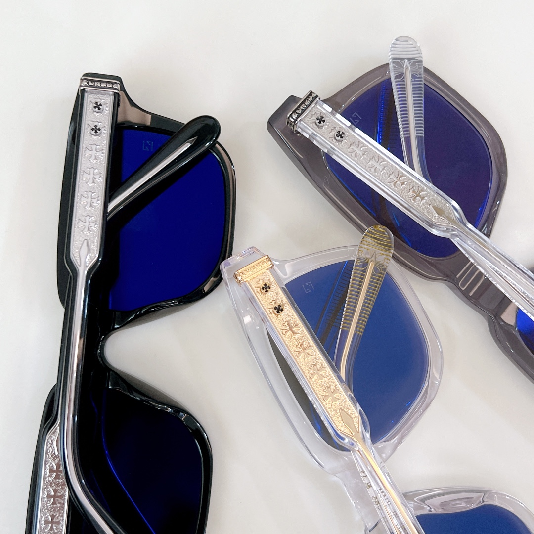  CHROME HEART
MODAMBIDXTROUS
SIZE：53-21-147
🔝🔝
