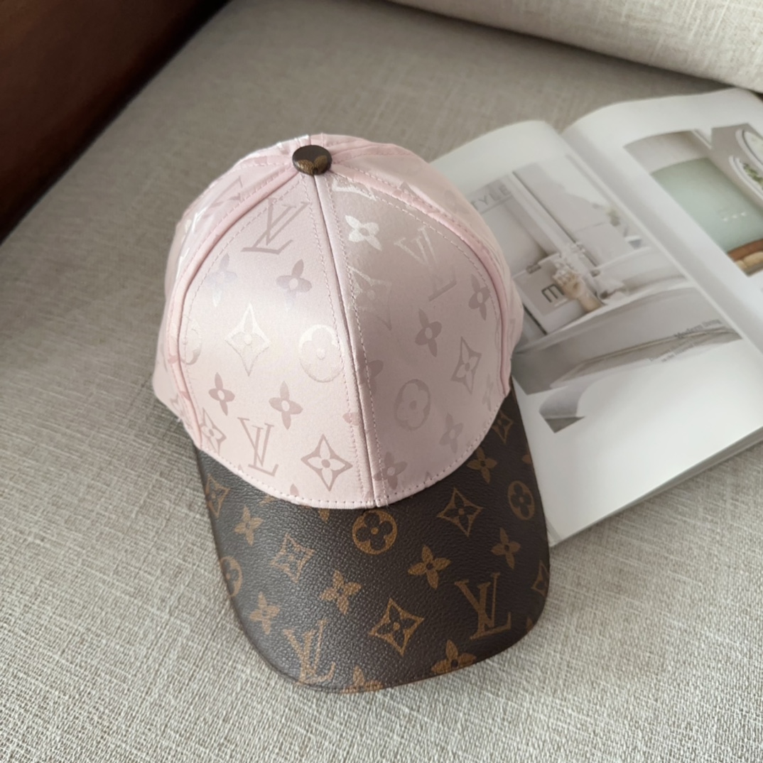 LV路易威登棒球帽  轻盈透气。完美版型，对格精准无误，男女适用