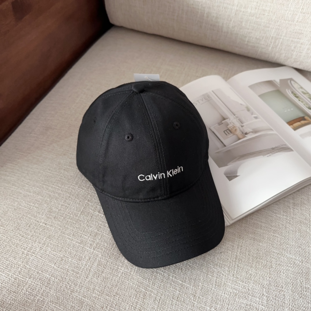💰74 CK NEW SECTION BASEBALL CAP. IT’S ALL ABOUT LEISURE. CLOTHES WITH THE GODS